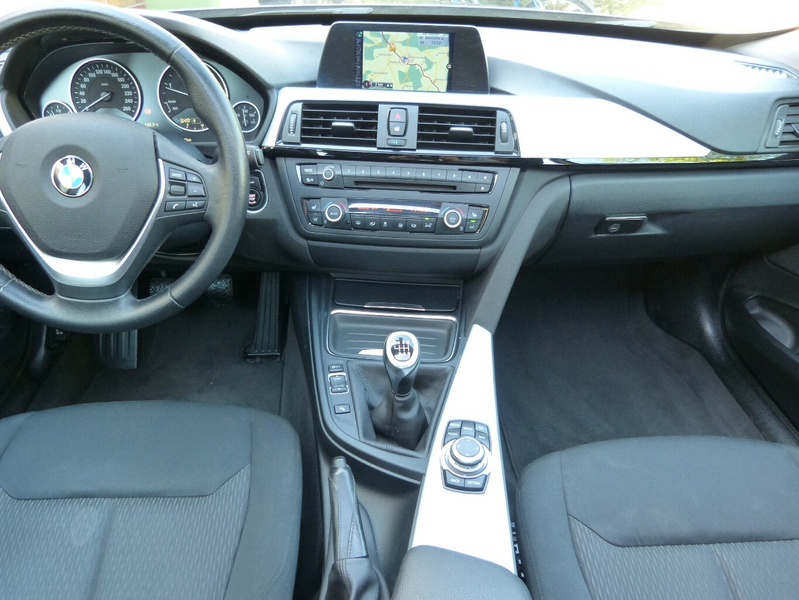 BMW 318 318 GT d[XENON/NAVI/SHZ/PDC/AHK] — photo 12