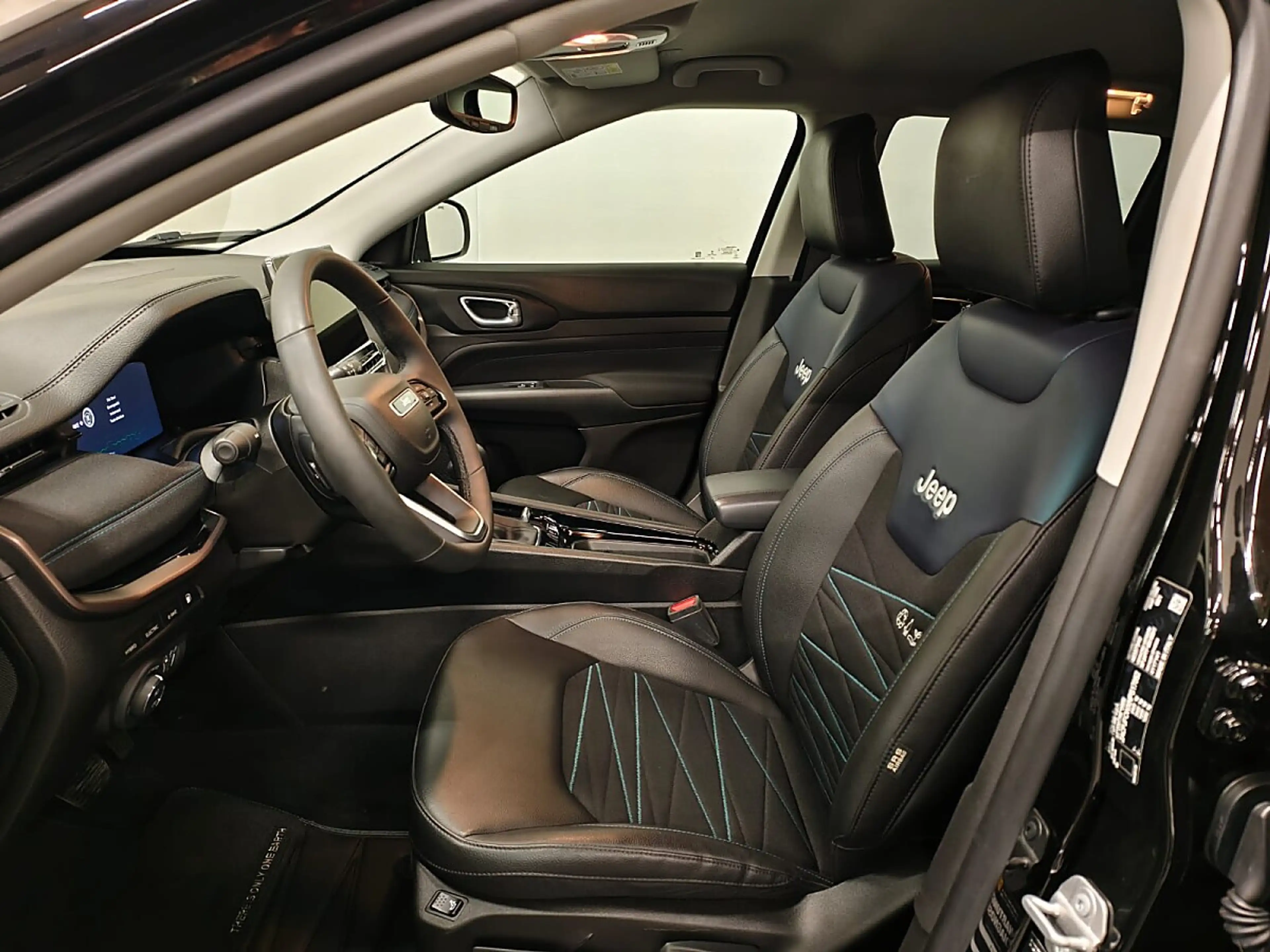 Jeep Compass Upland PHEV 240 PS Aut. 4xe — photo 14