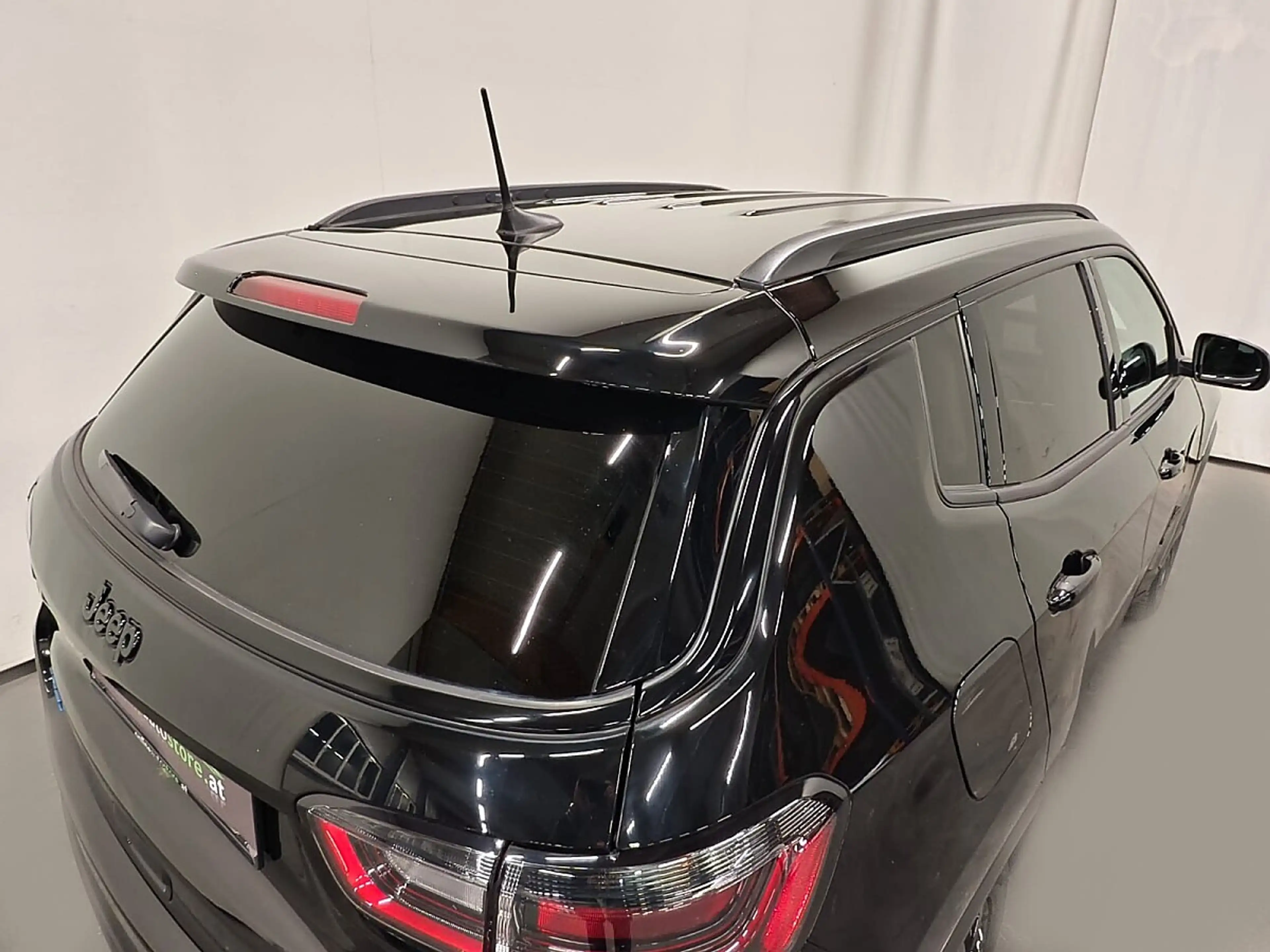 Jeep Compass Upland PHEV 240 PS Aut. 4xe — photo 4
