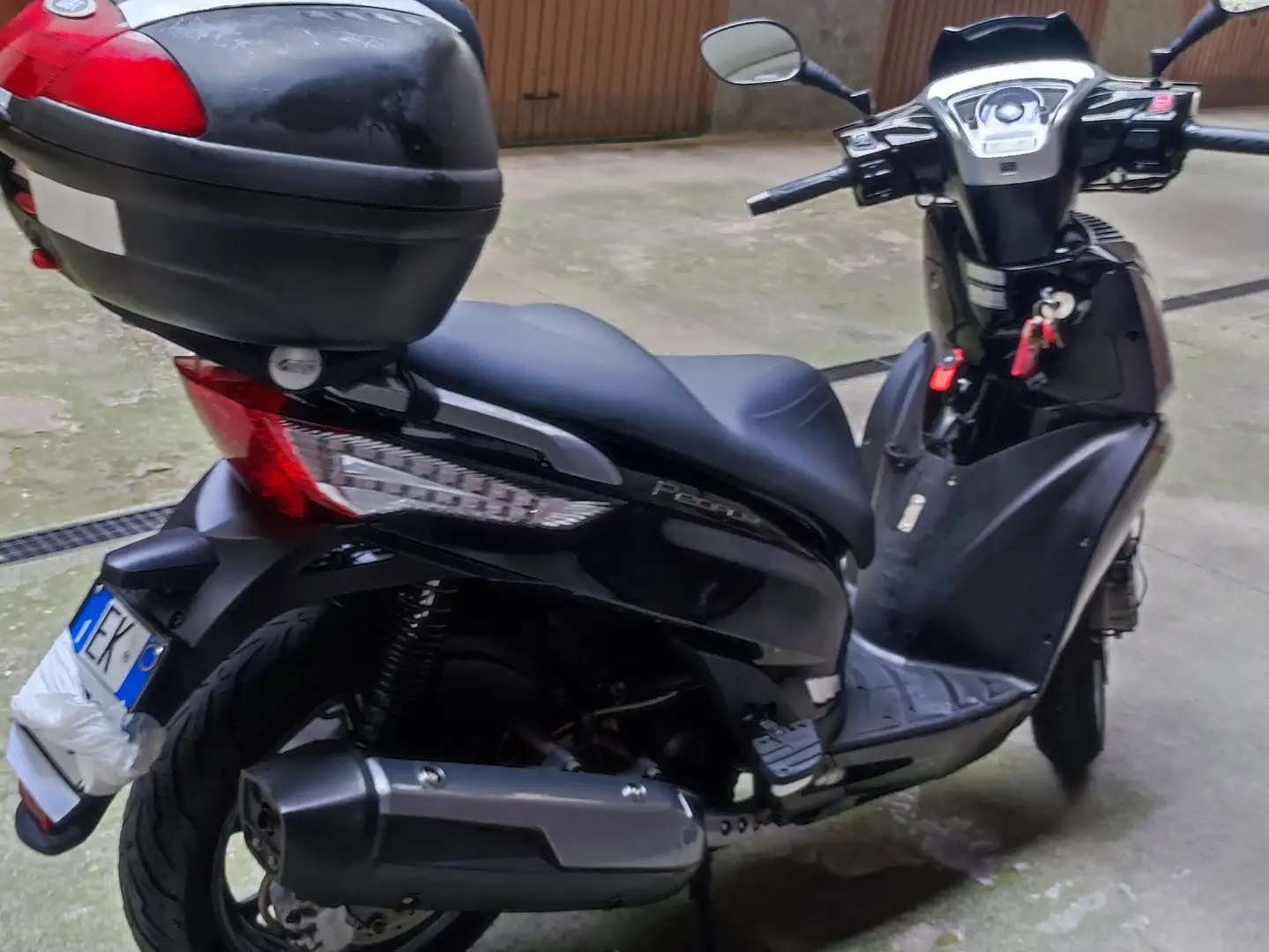 Kymco People GT300i Black - 2
