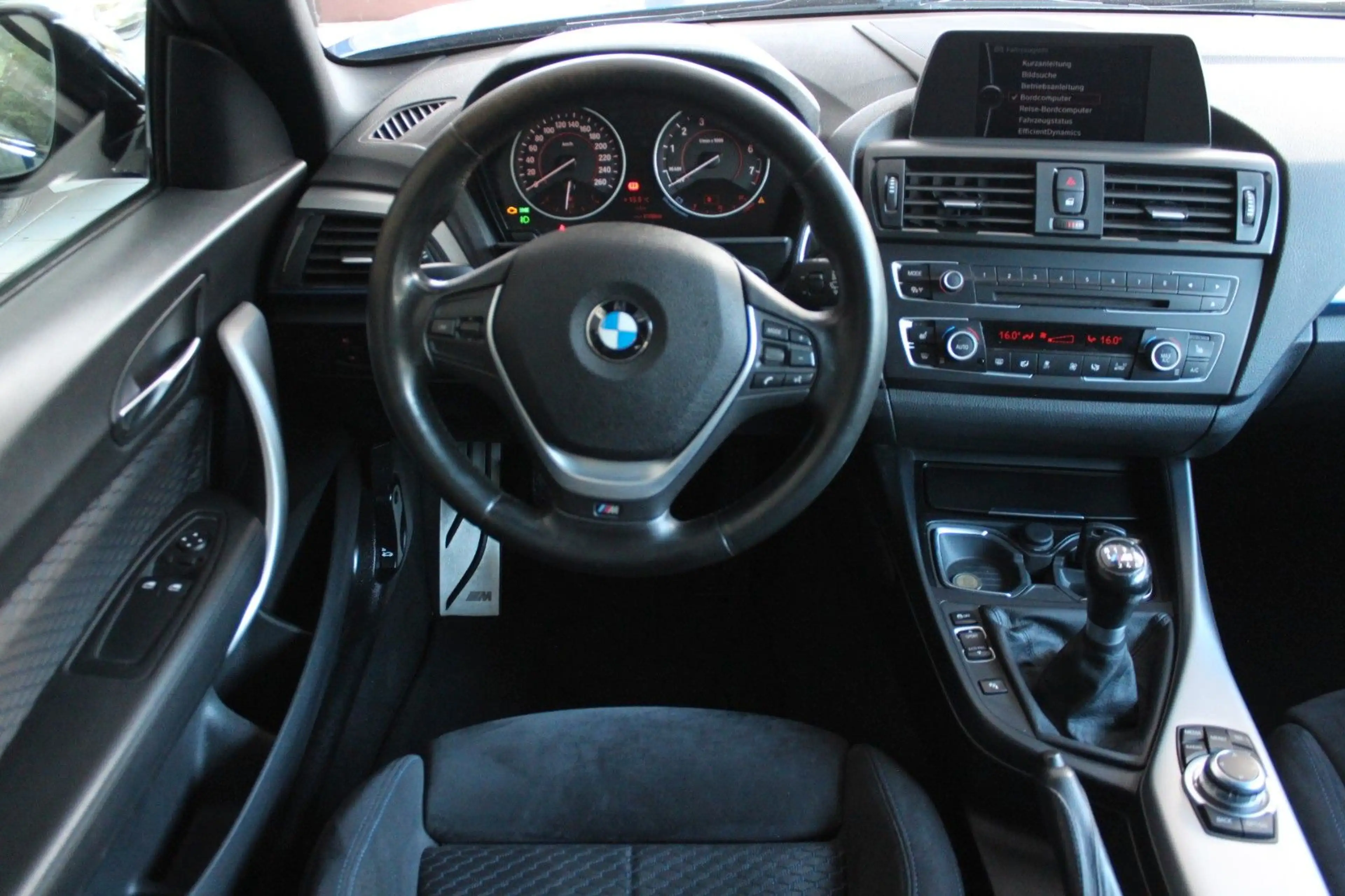 BMW 125 i Sport-Paket M / M-Technic / BMW Scheckheft — photo 14