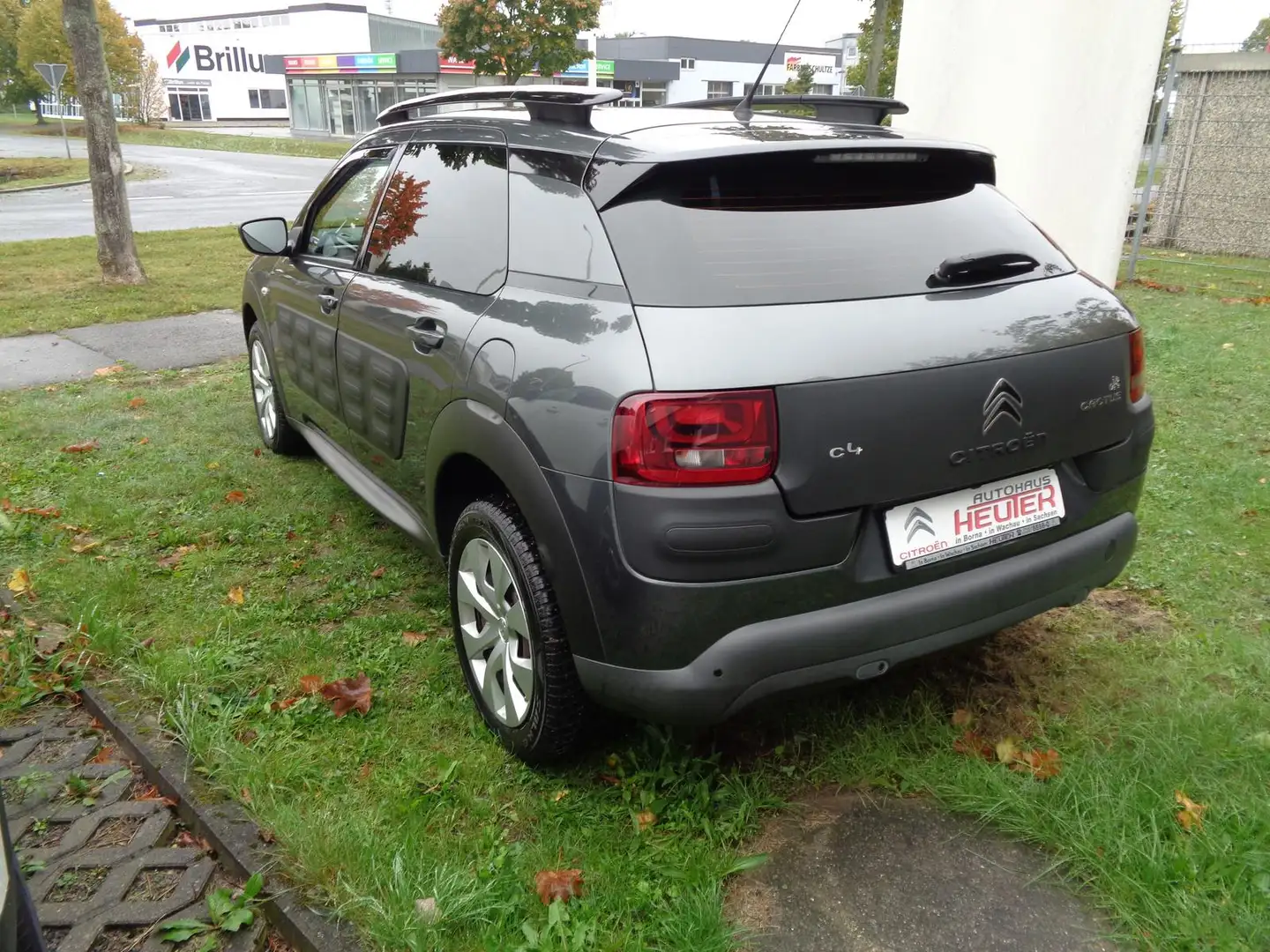 Citroen C4 Cactus Feel 1.2 12V VTi Grau - 2