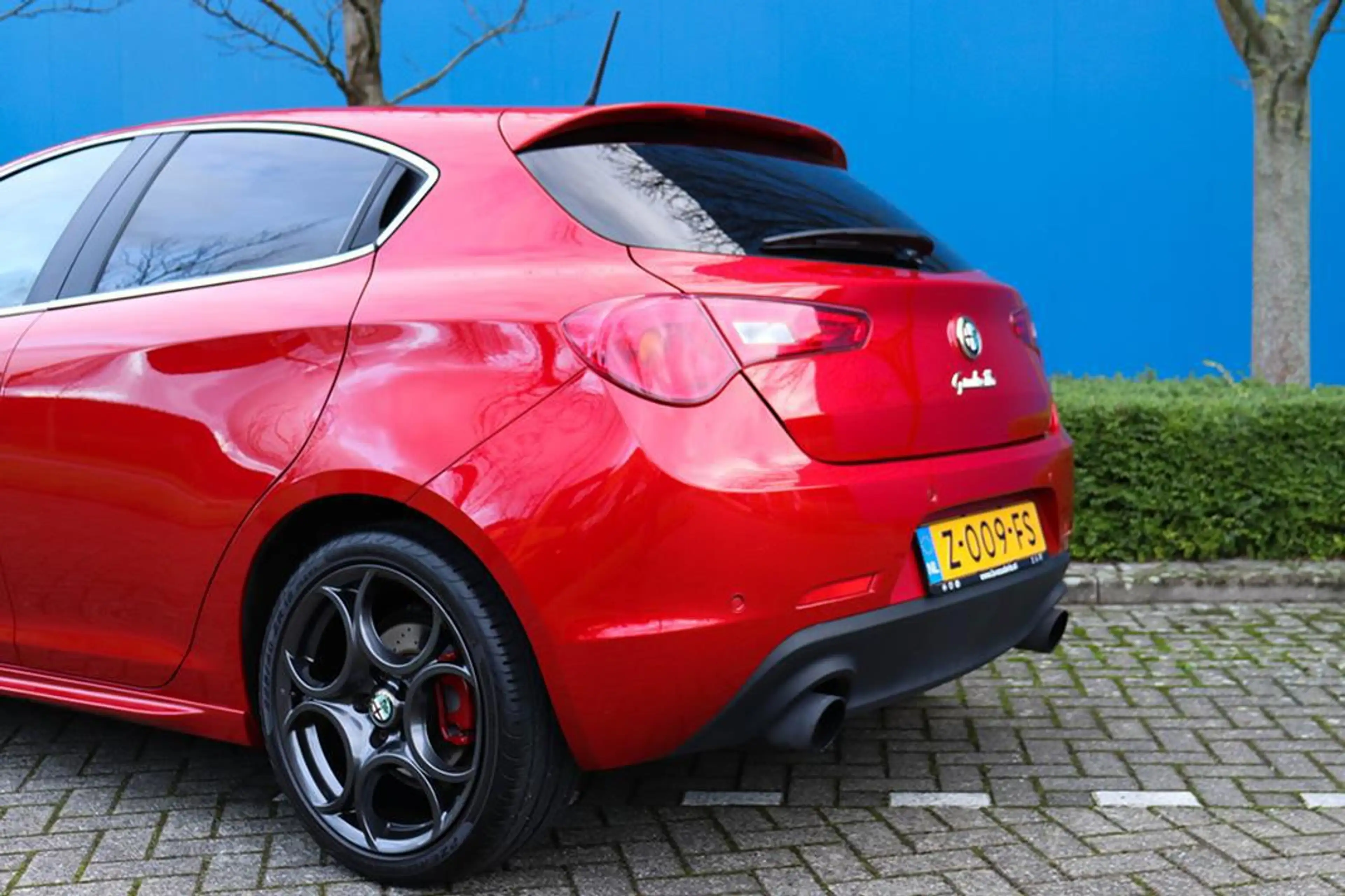 Alfa Romeo Giulietta 1.7 TBi QV Competizione Rosso — photo 5