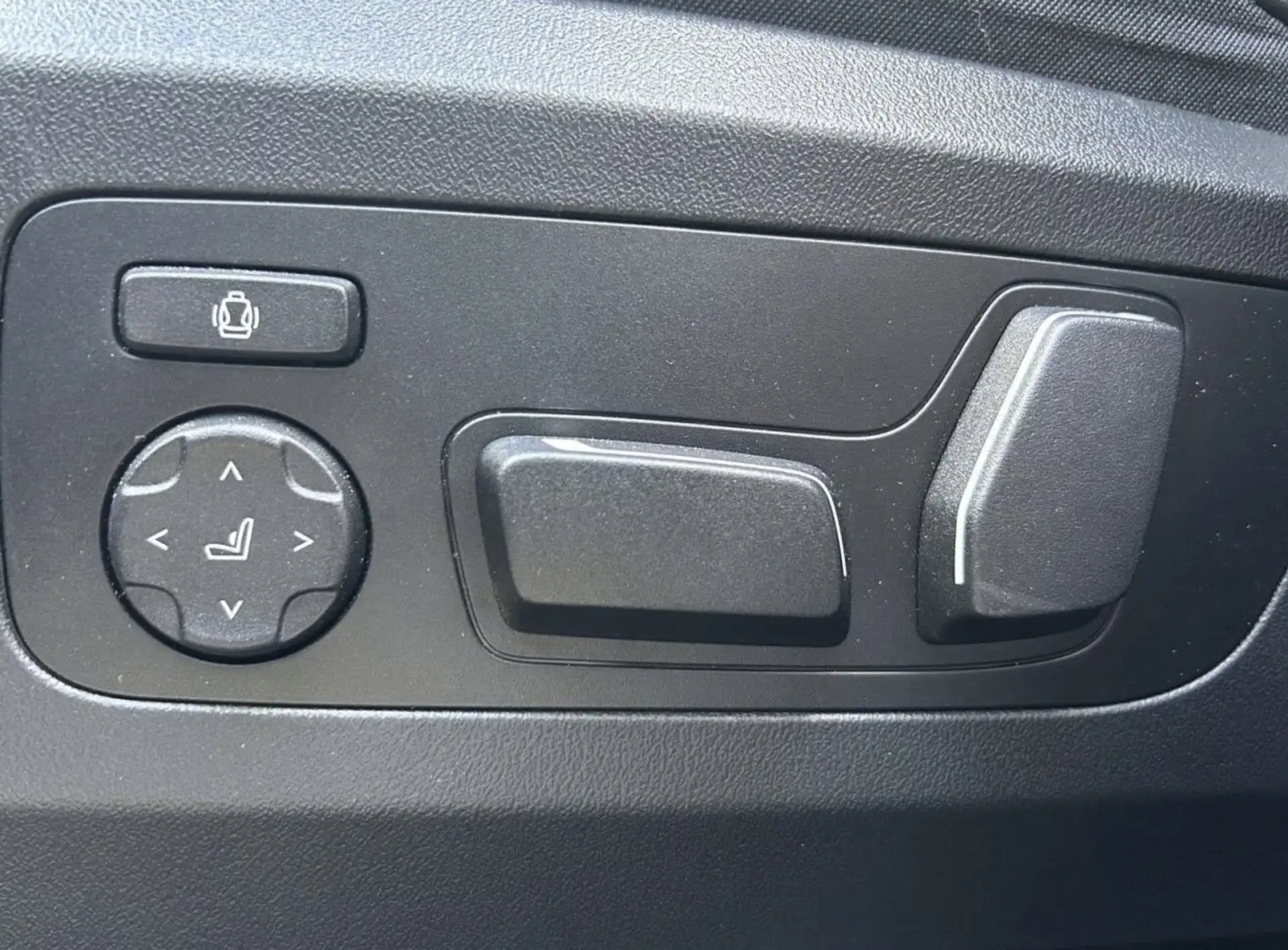 BMW X3 2025 검정 사진 8