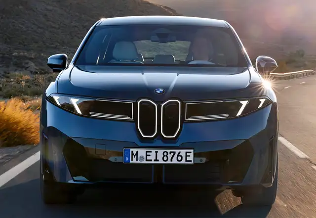 BMW iX3 50 xDrive