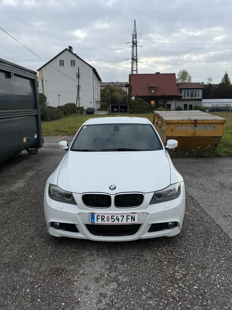 BMW 330 330d Österreich-Paket Aut. - 2