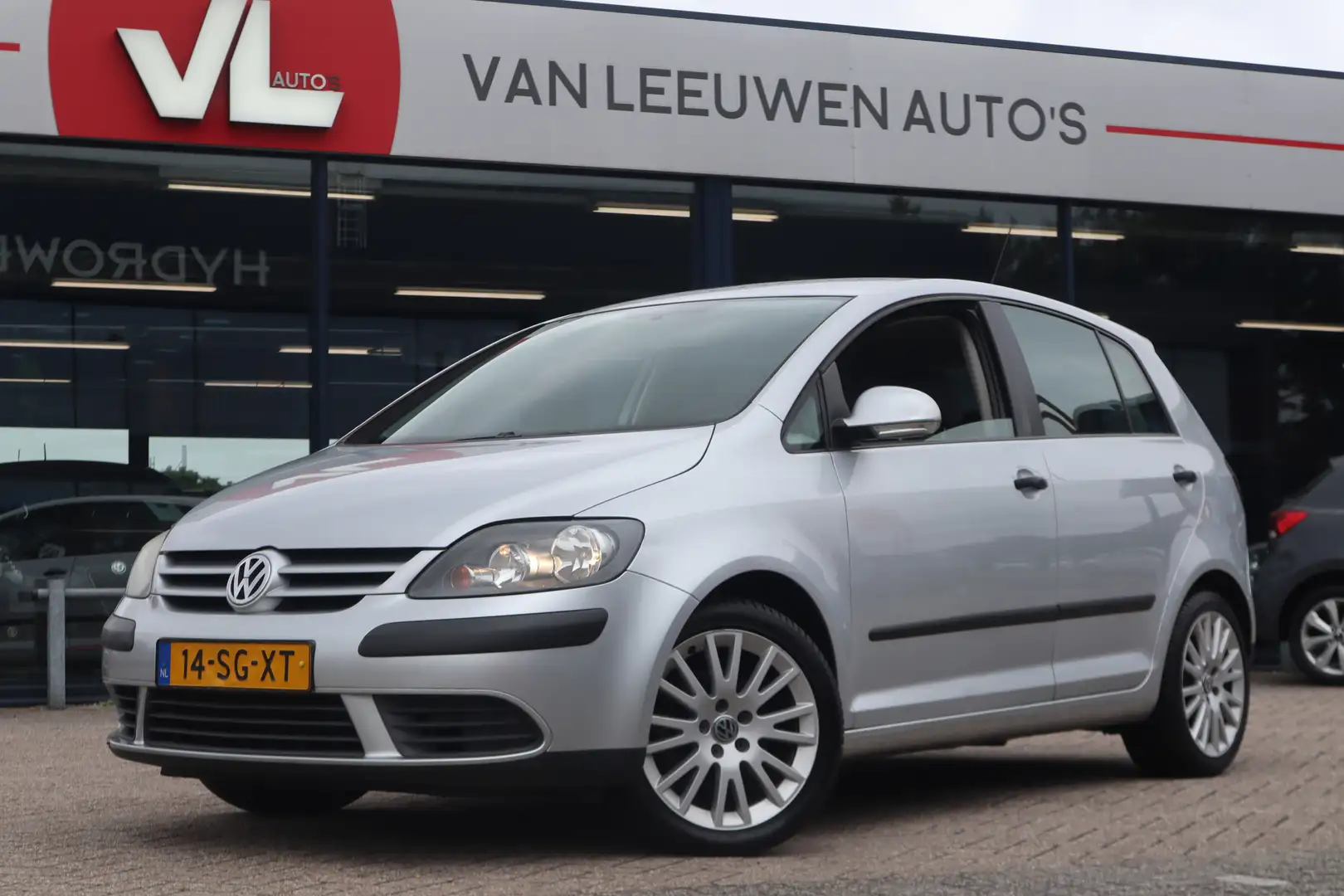 Volkswagen Golf Plus 1.6 FSI Comfortline Business | Inruilkoopje | Zo M Grigio - 1