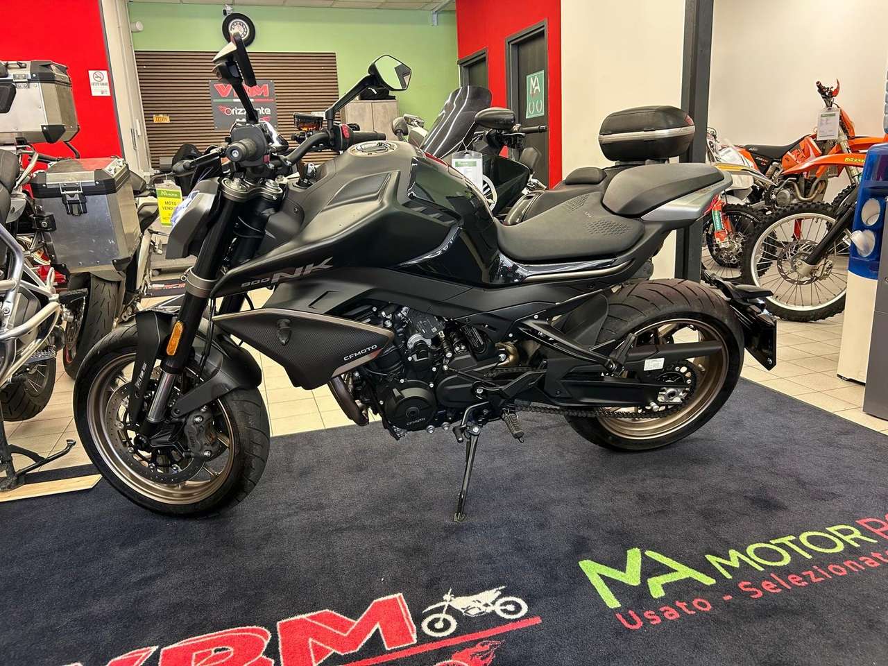 CFMOTO 800 NK