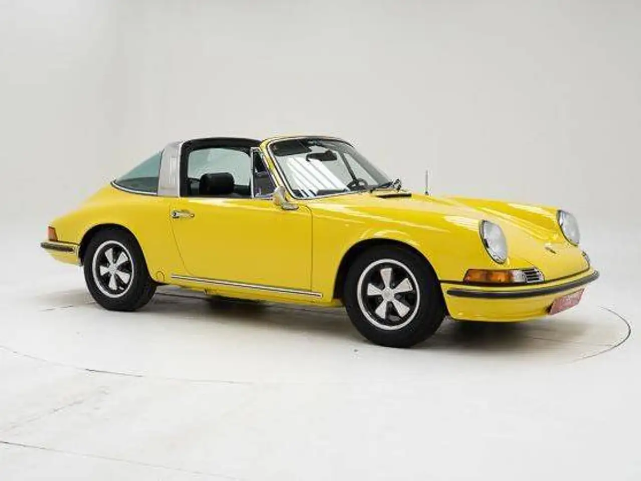 Porsche 911 2.2 E Targa '68 CH10195, foto 3