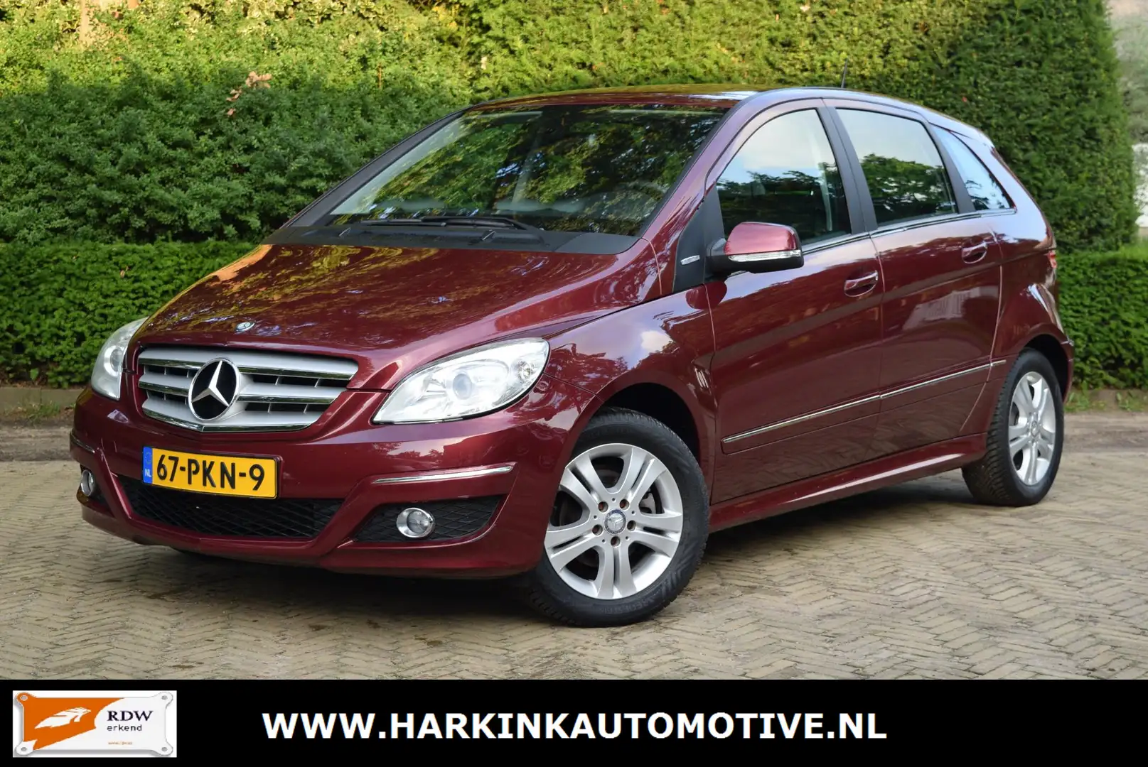 Mercedes-Benz B 160 BlueEFFICIENCY Business Class Червоний - 1
