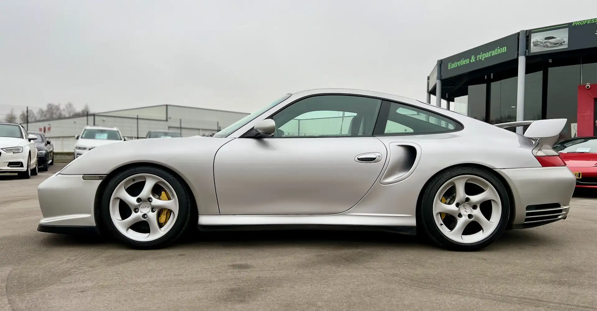 Porsche 911 GT2 Gris - 2