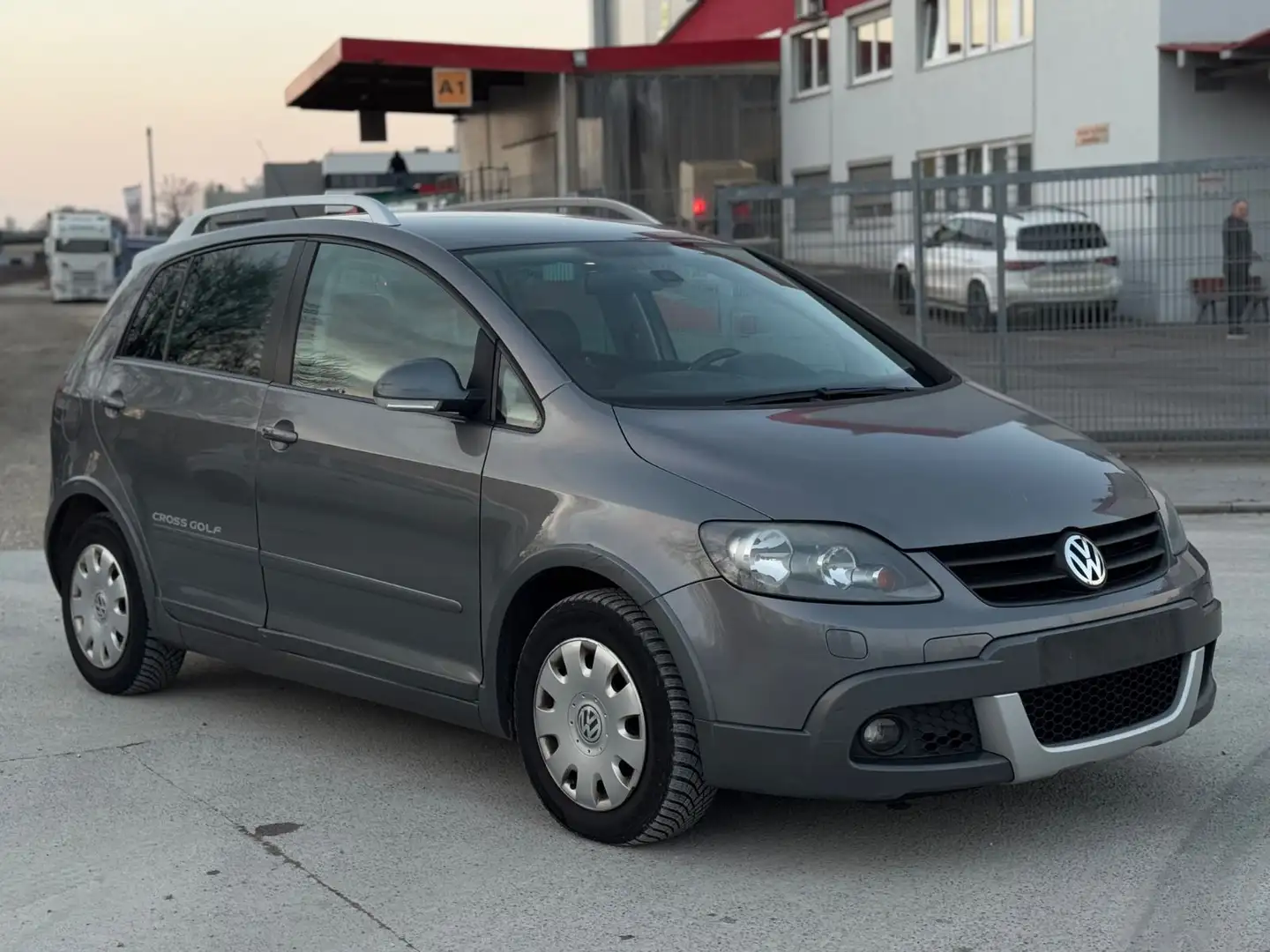 Volkswagen Golf Plus Cross 1.4 TSI Climatronic Alcantara Grau - 2