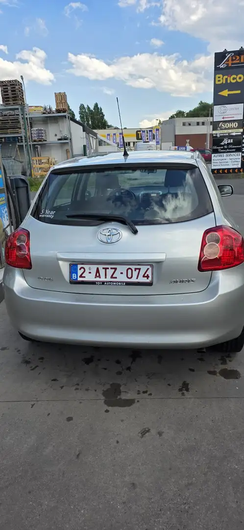 Toyota Auris Auris 1.33i VVT-i Cool Grijs - 2