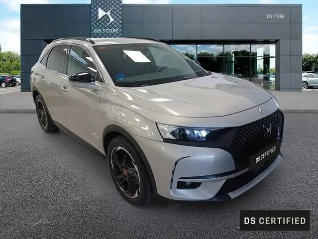 DS Automobiles DS 7 Crossback view 3