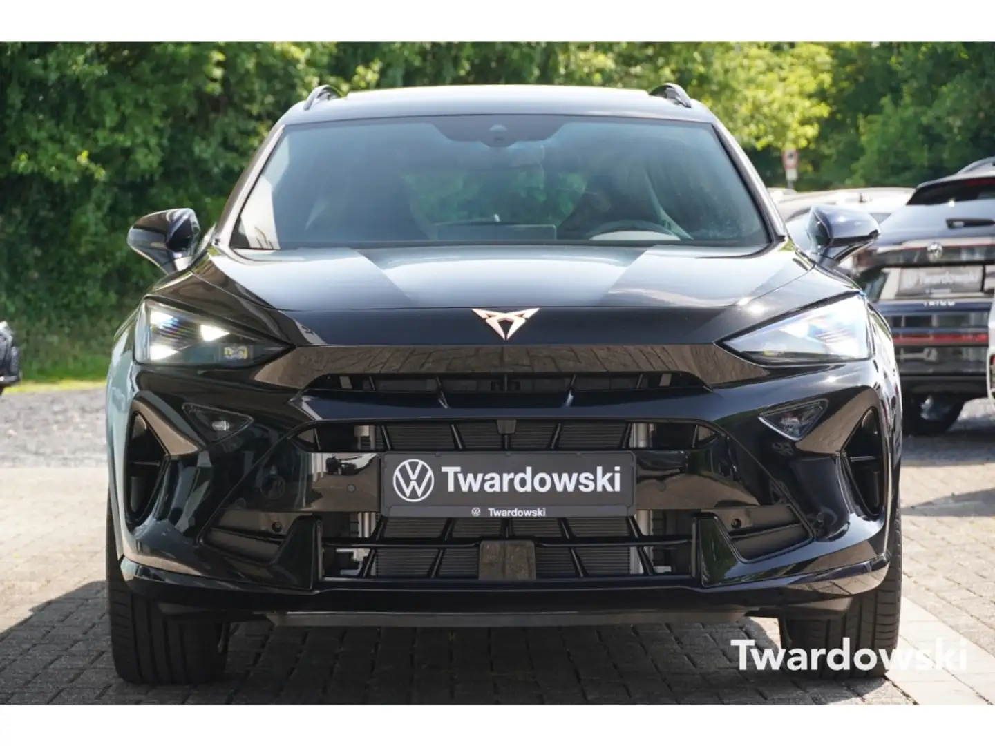 CUPRA Formentor 2.0 TDI PANO MEMO ACC SHZ 19°AHK Sofort verf Schwarz - 2