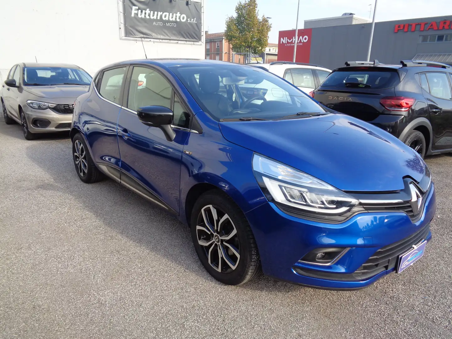 Renault Clio Clio IV 2017 0.9 tce Moschino  Gpl 90cv Blu/Azzurro - 2