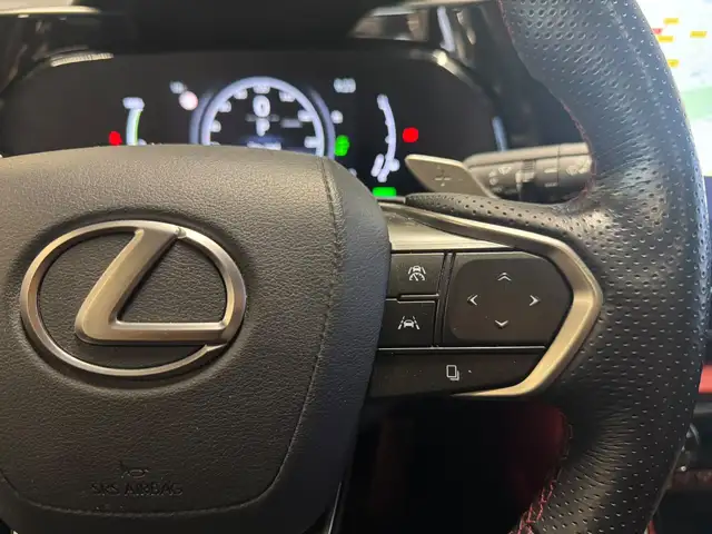 Lexus NX view 10