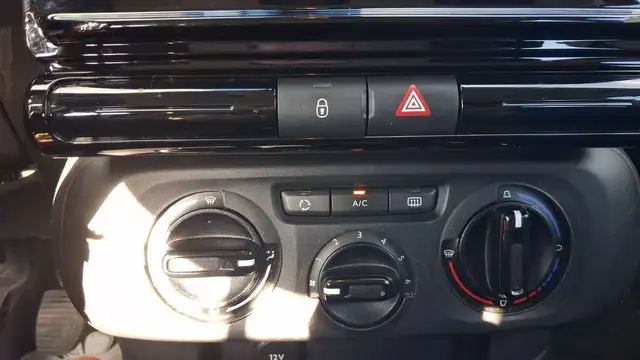 Citroen C3 view 13