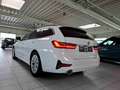 BMW 320 320d Touring xDrive Aut. Navi LiveCockpit Prof AHK Weiß - thumbnail 3