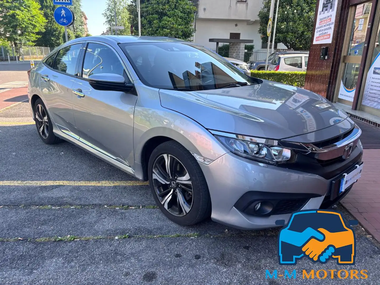 Honda Civic 1.5T 5 porte Prestige TAGLIANDI CERTIFICATI Grigio - 1