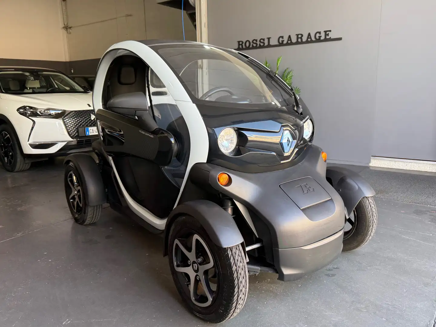 Renault Twizy Noir - 1