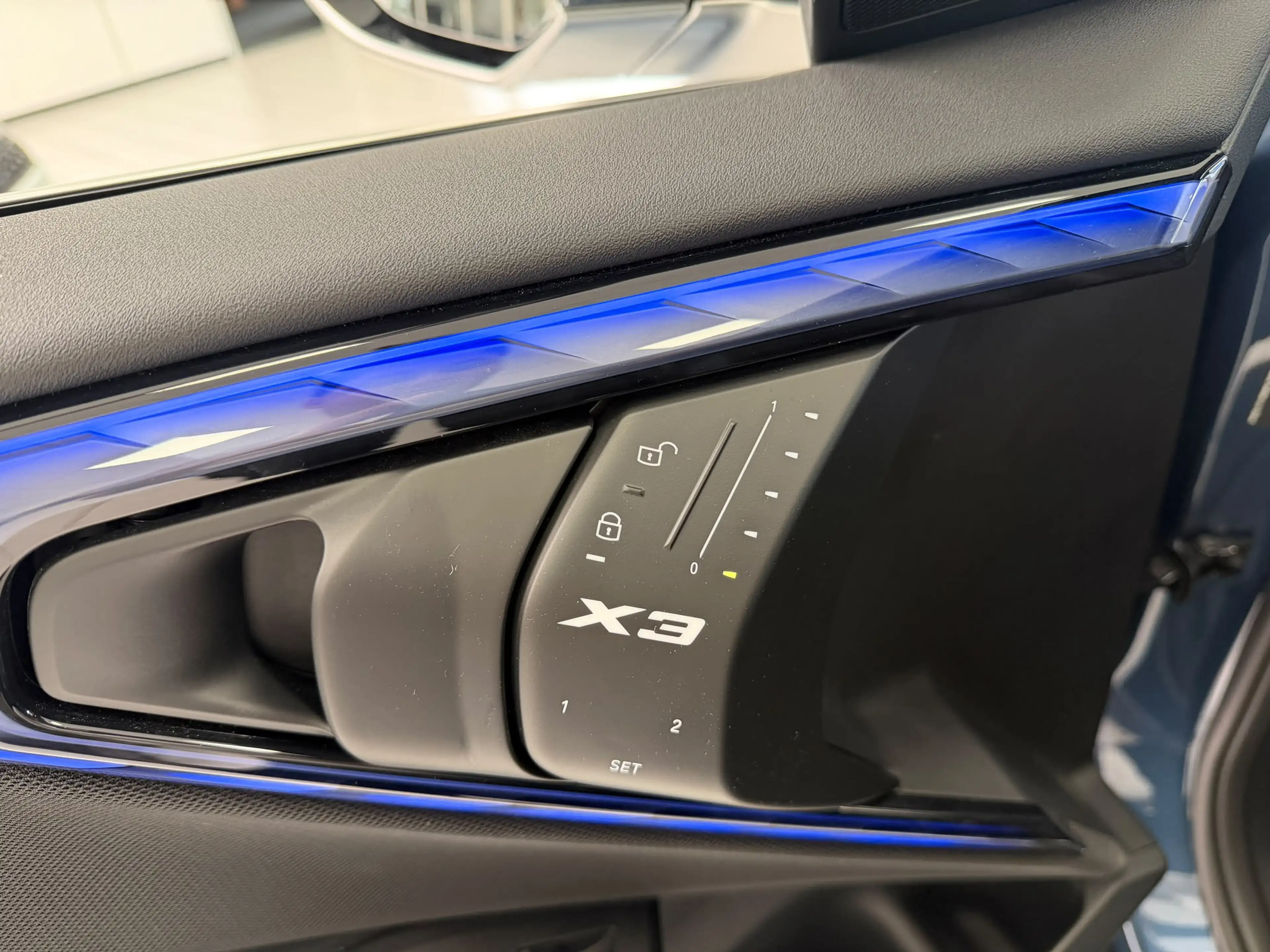 BMW X3 30e xDrive*HUD*H-K*ACC*MEMORY*SITZKLIMA*360° — photo 9