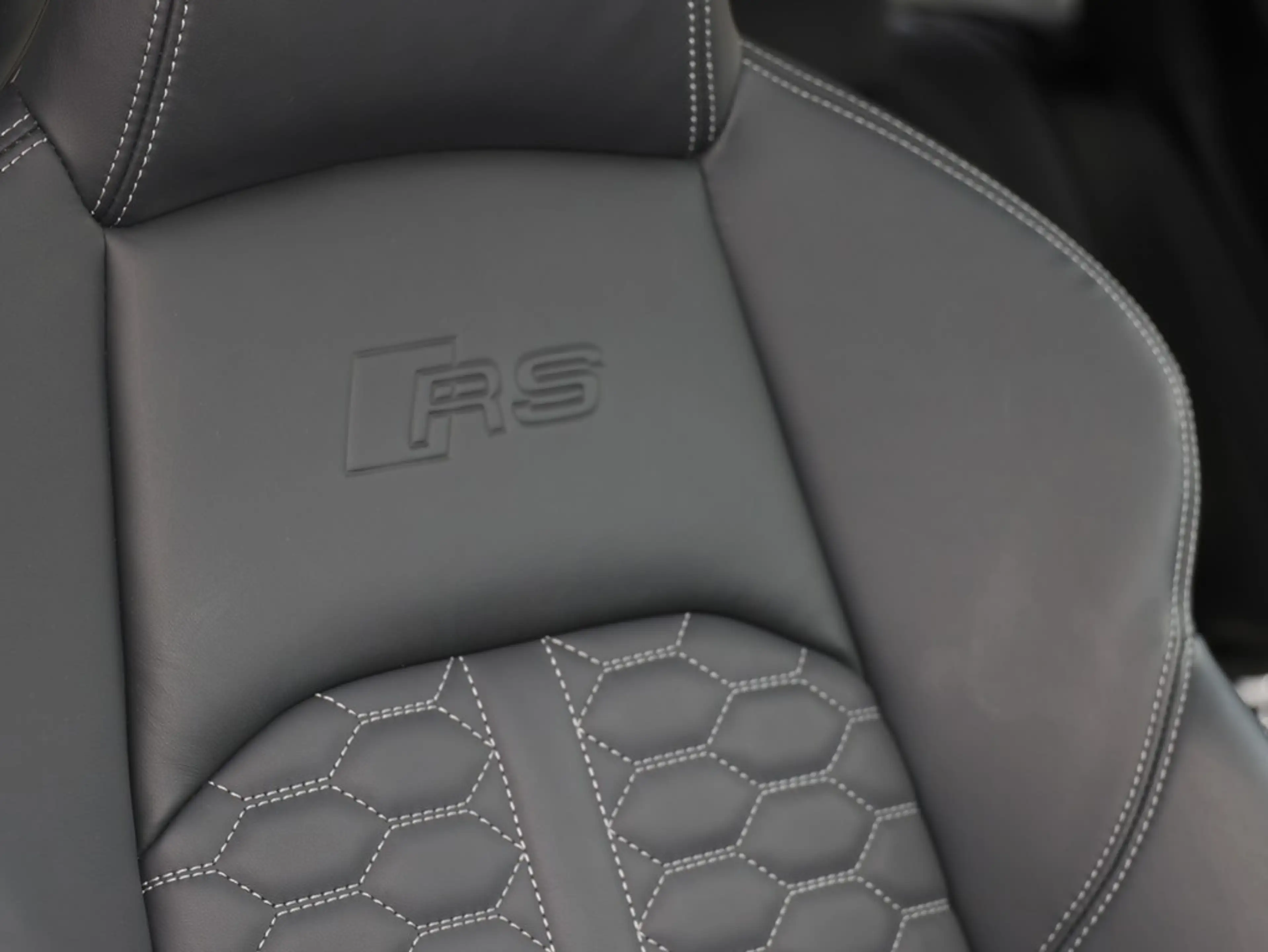 Audi RS4 RS 4 Avant tiptronic — photo 14