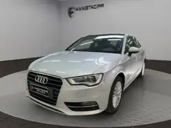 Audi A3 III 2.0 TDI 150 ch S-TRONIC AMBIENTE