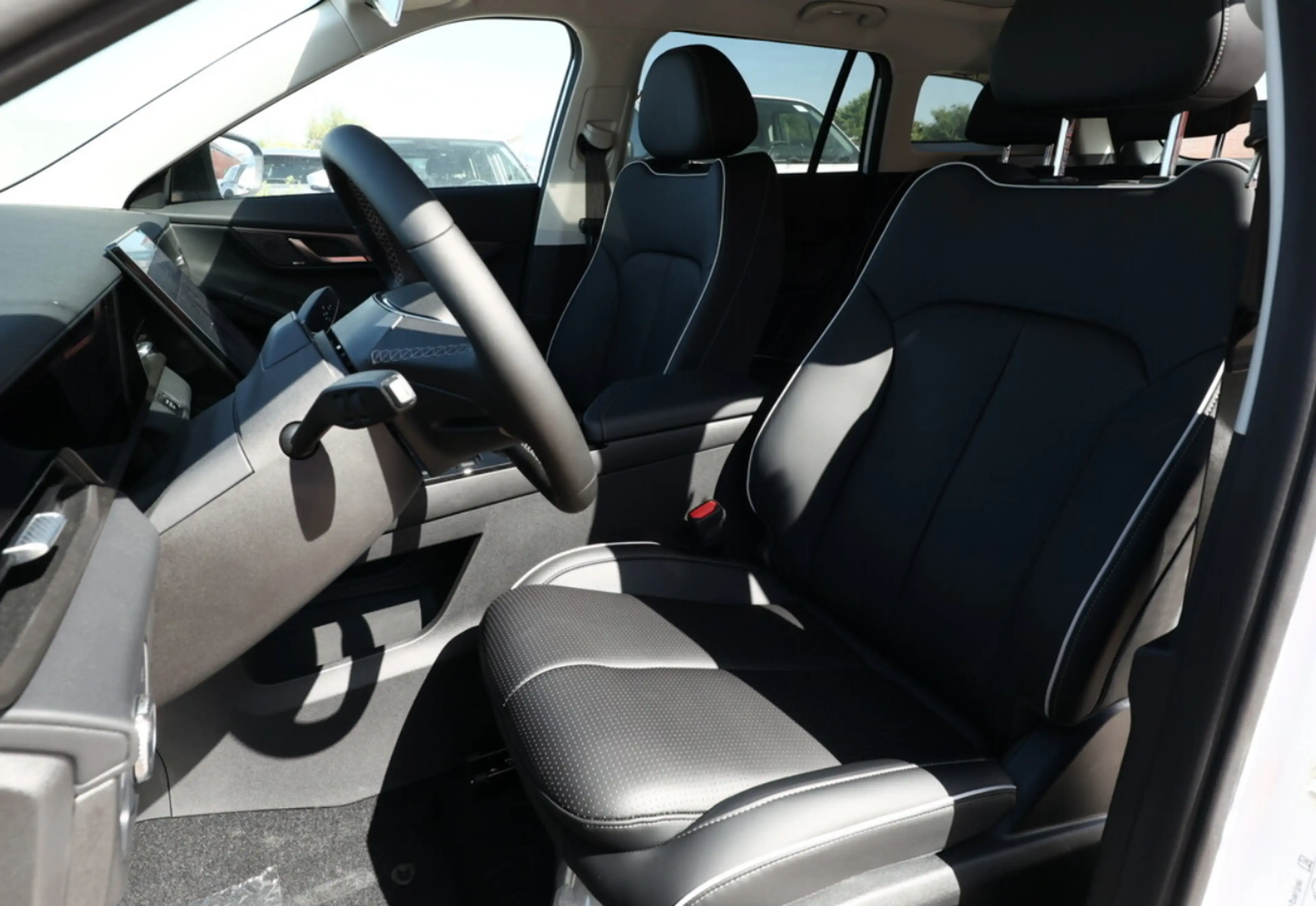 Jaecoo J5 Exclusive Pano 18Z 540° el.Heckk SHZ Keyl ACC — photo 2