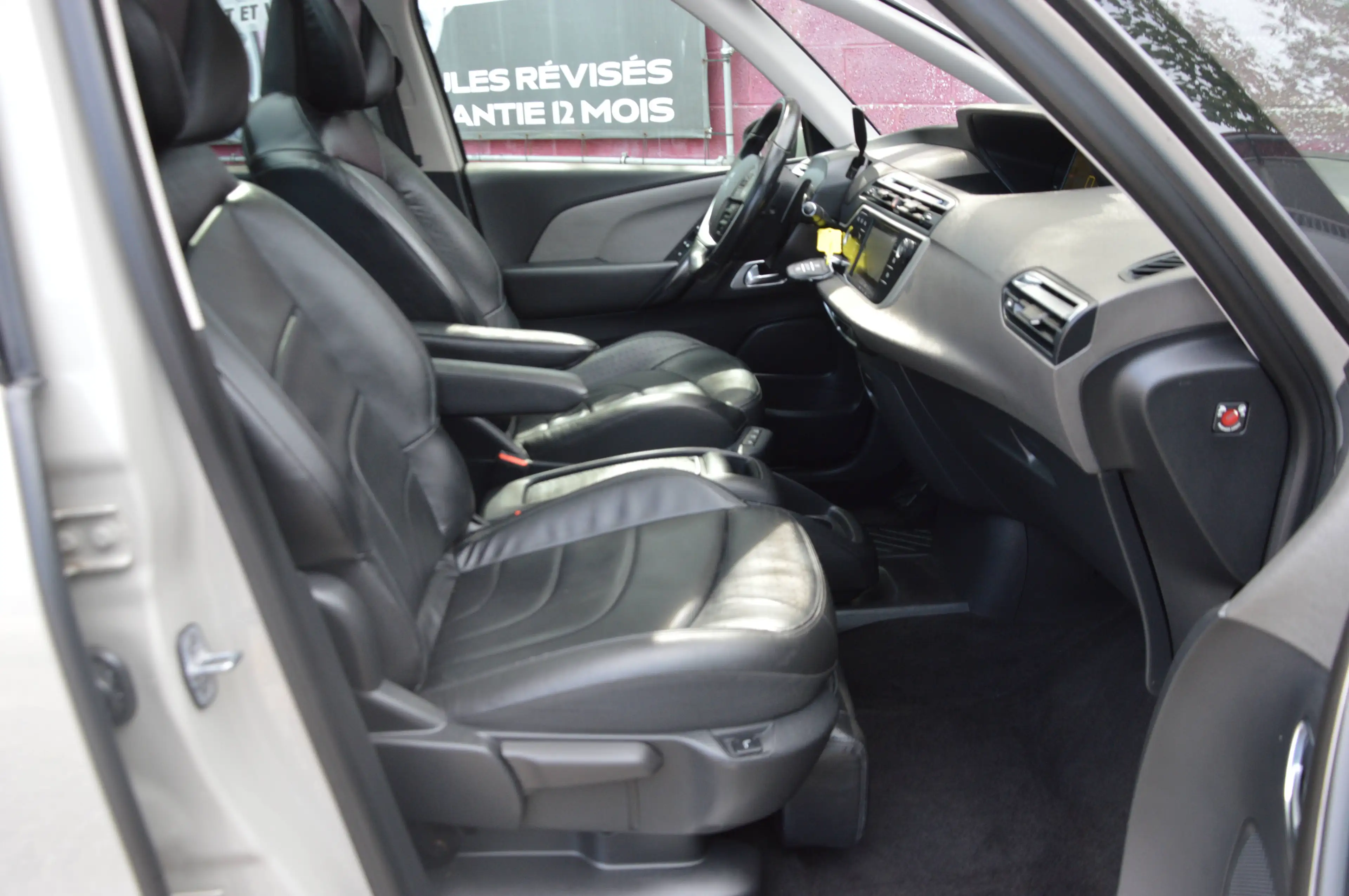 Citroen C4 Picasso Grand 2.0BlueHDi Shine BOITE AUT 7PL NAV TOIT PANO CAM360 54.447KM — photo 13