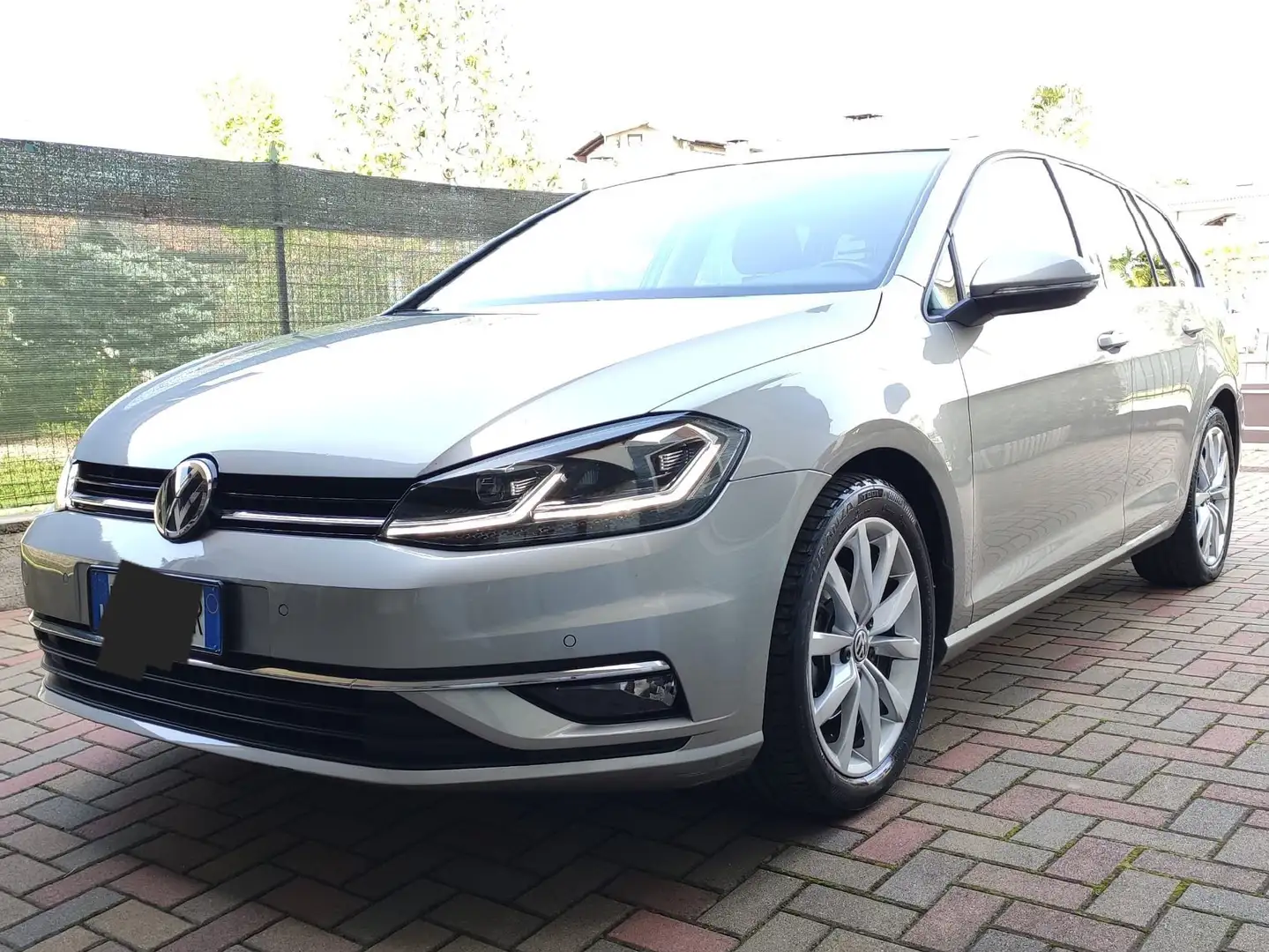 Volkswagen Golf Variant Golf VII 2017 Variant 1.6 tdi Executive 115cv Argento - 1