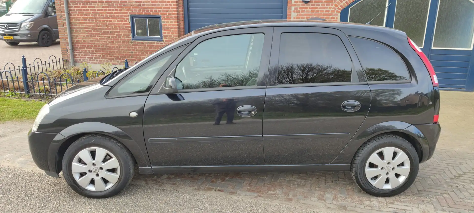 Opel Meriva 1.6-16V Cosmo apk 16-04-2024 Siyah - 2