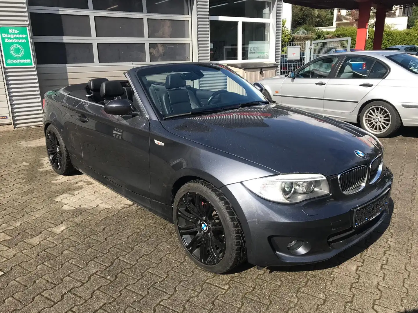 BMW 125 Cabrio M Edition Exclusive Scheckheft Tüv neu Grau - 1