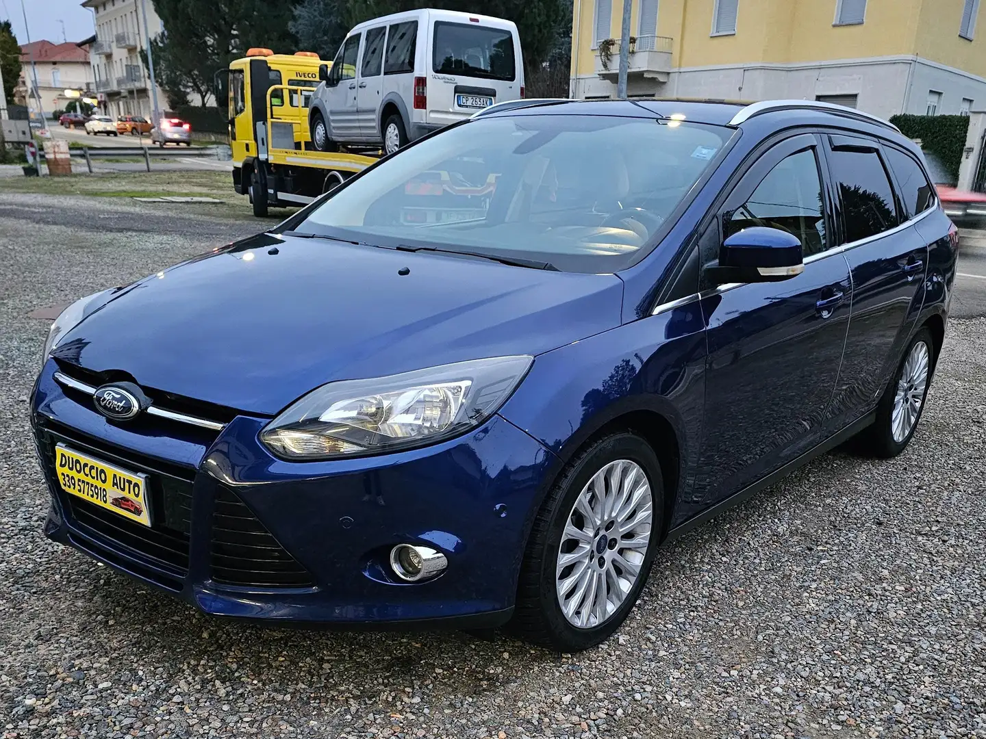Ford Focus Focus SW 1.6 Titanium Gpl 120cv Azul - 2