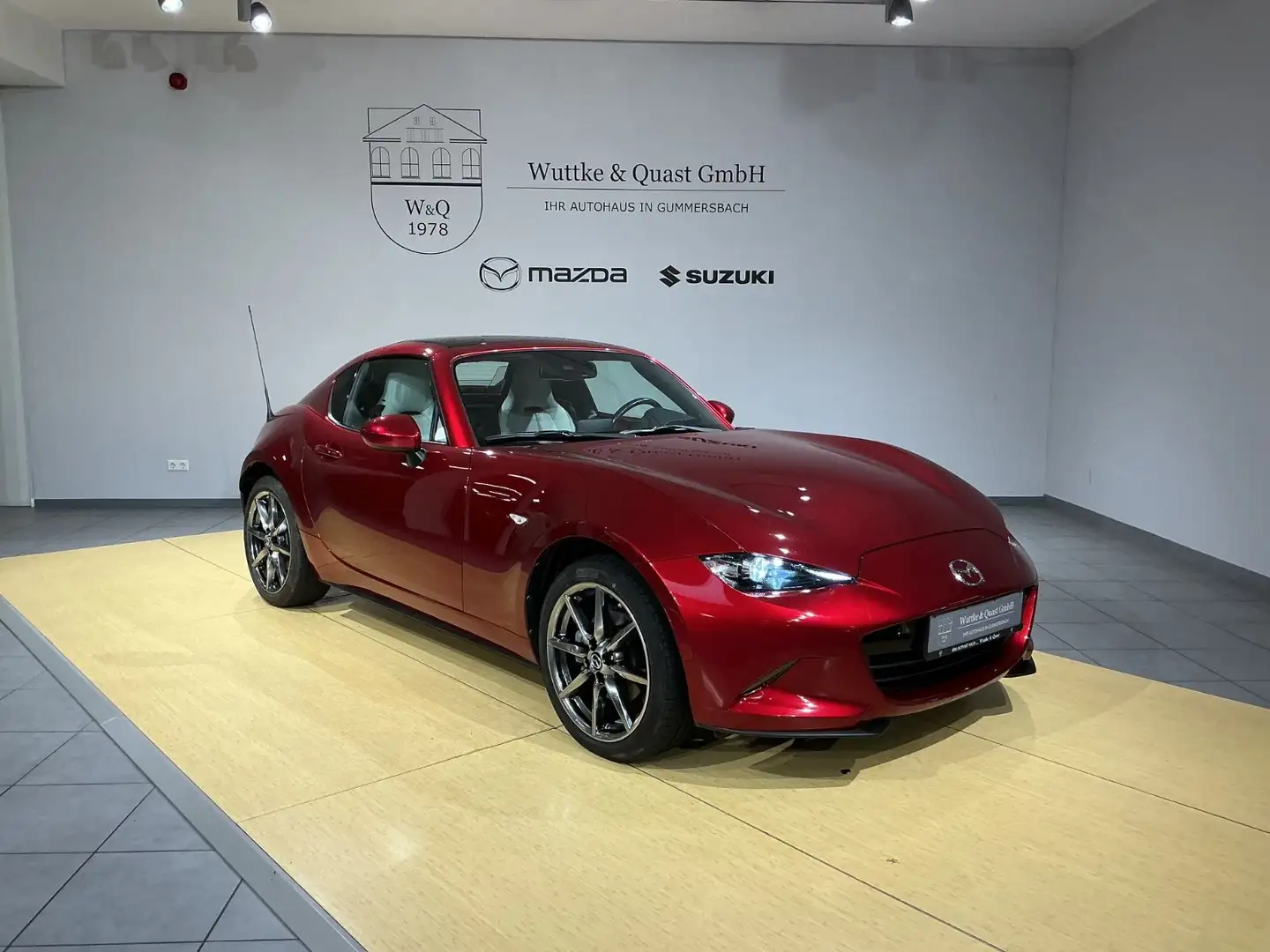Mazda MX-5 RF ADVANTAGE*Design-P*Bose*8-fach bereift* Rojo - 1