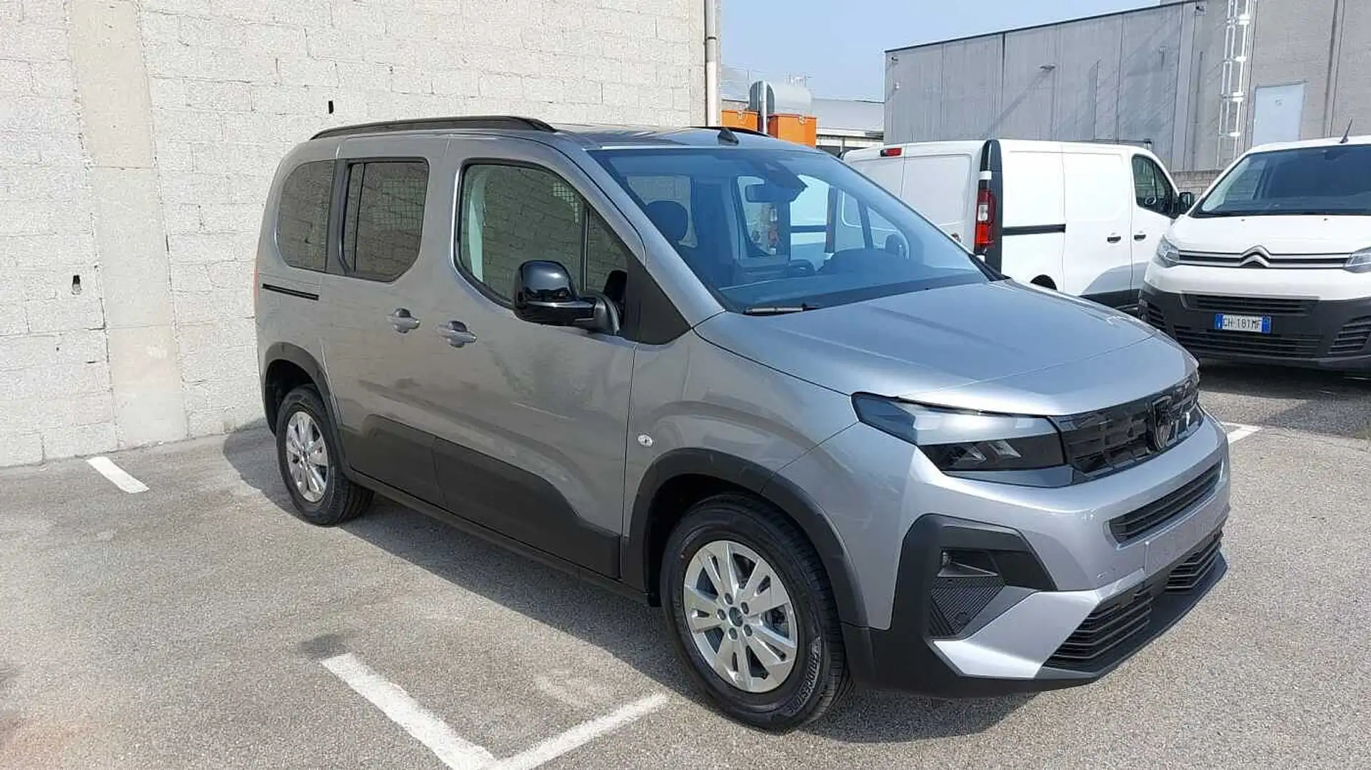 Peugeot Rifter NUOVO Rifter Mix BlueHDi 130 S&S EAT8 Standard Verde - 1