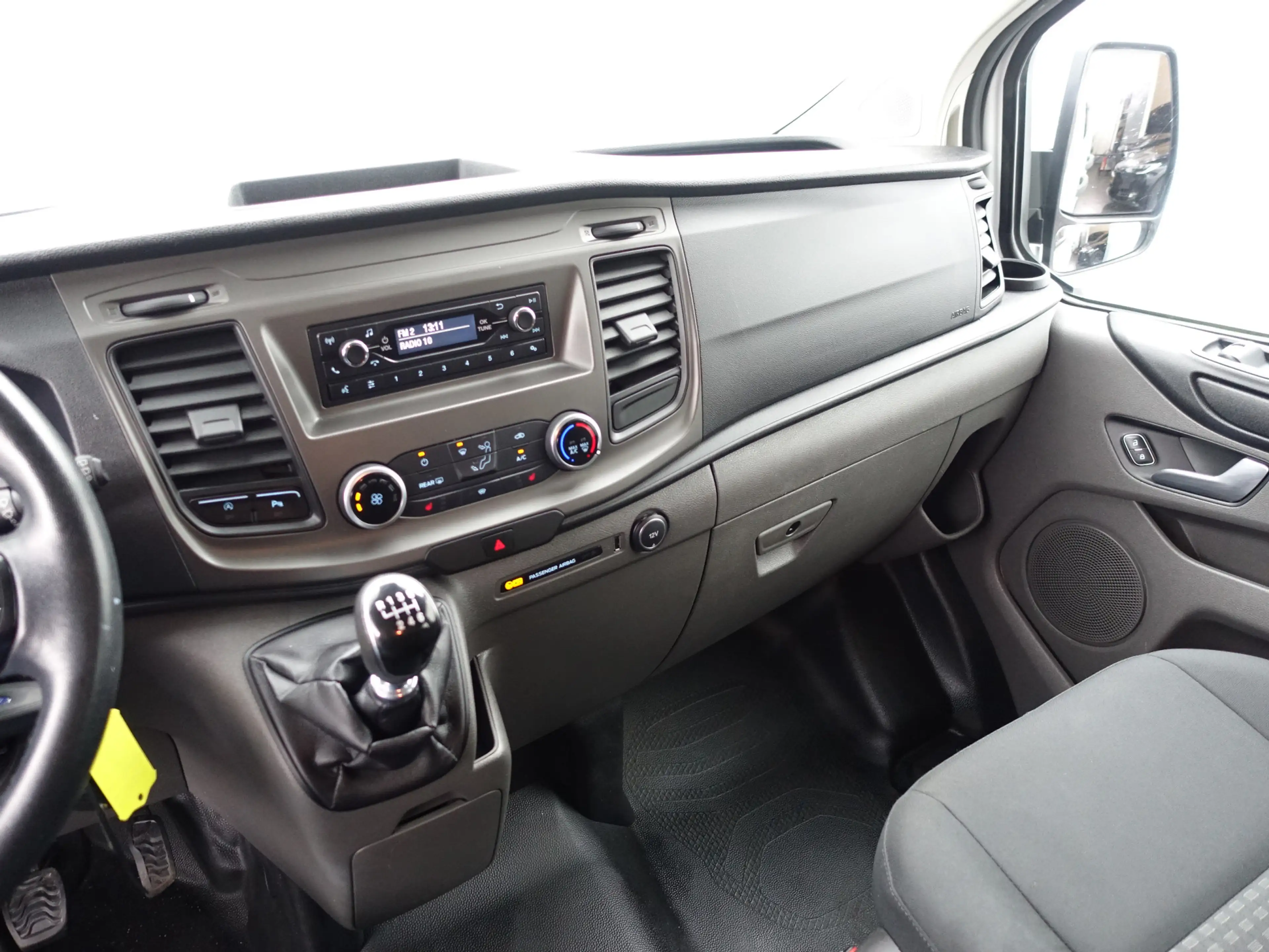 Ford Transit Custom 300 2.0 TDCI Euro 6 L2 Sportline- Dubbele Cabine, — photo 8