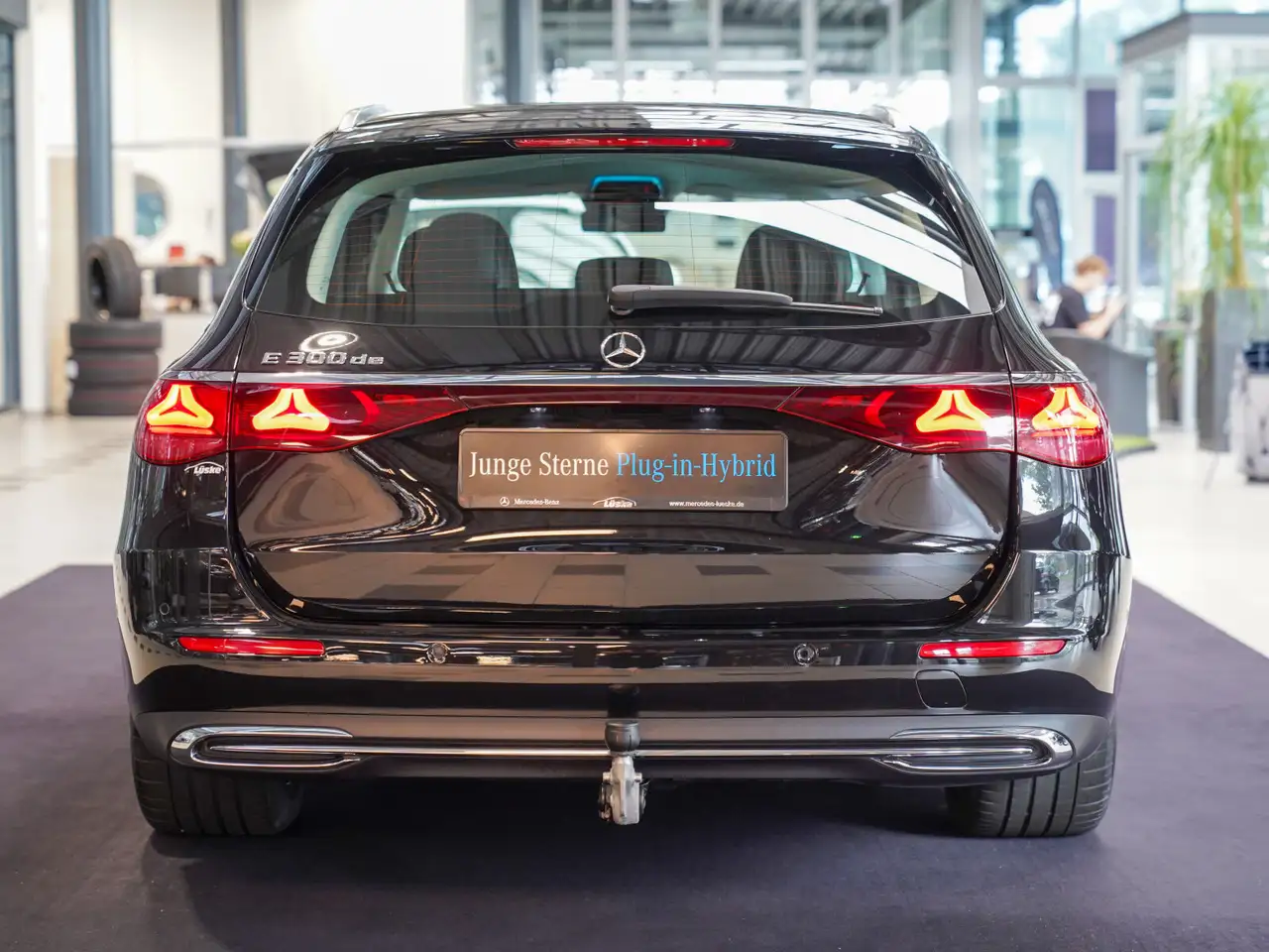 Mercedes-Benz E-Class E 300 de T AVANTGARDE KEYLESS DISTRO AHK Kamera, миниатюра 4