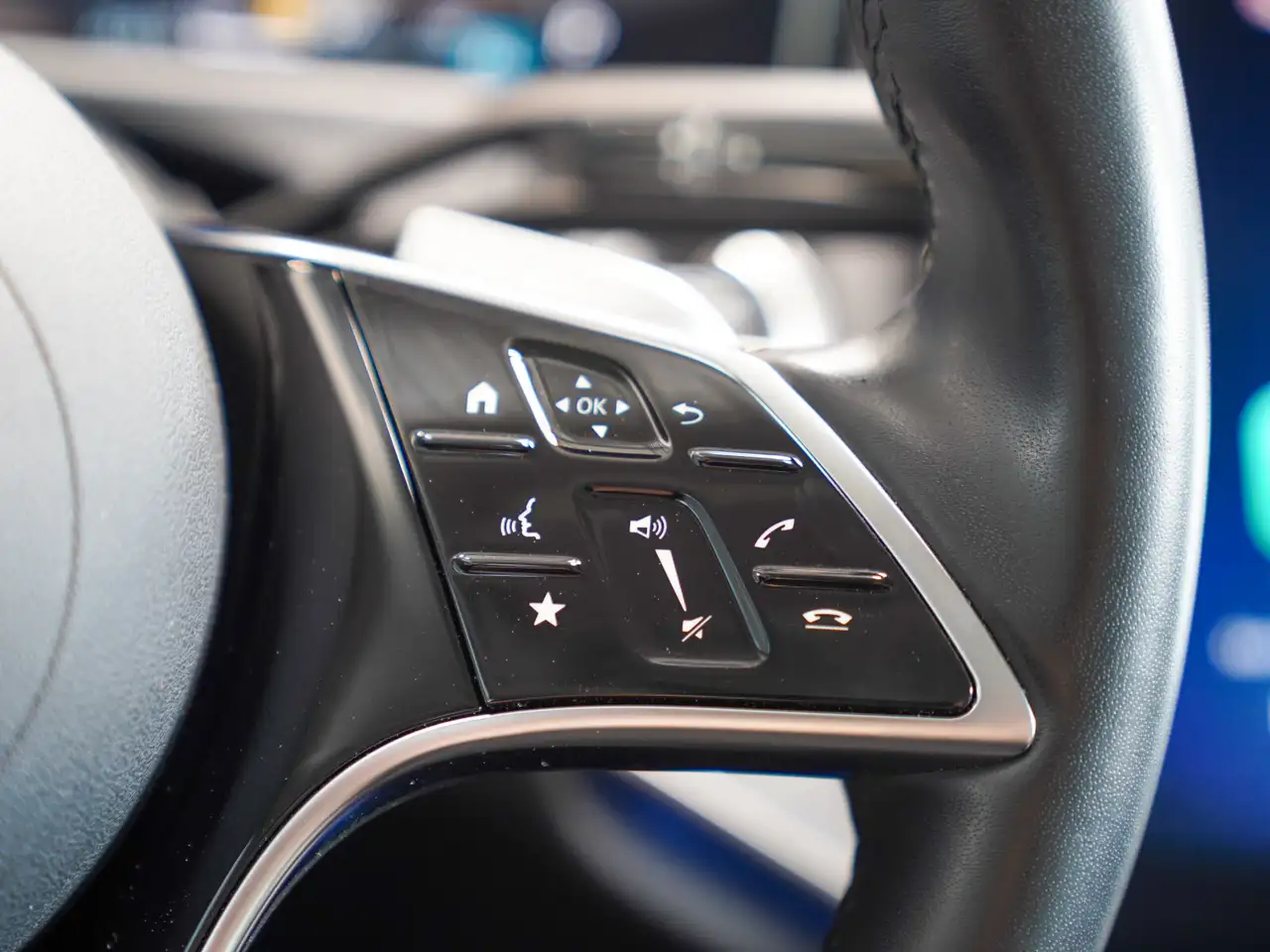 Mercedes-Benz E-Class E 300 de T AVANTGARDE KEYLESS DISTRO AHK Kamera, миниатюра 21