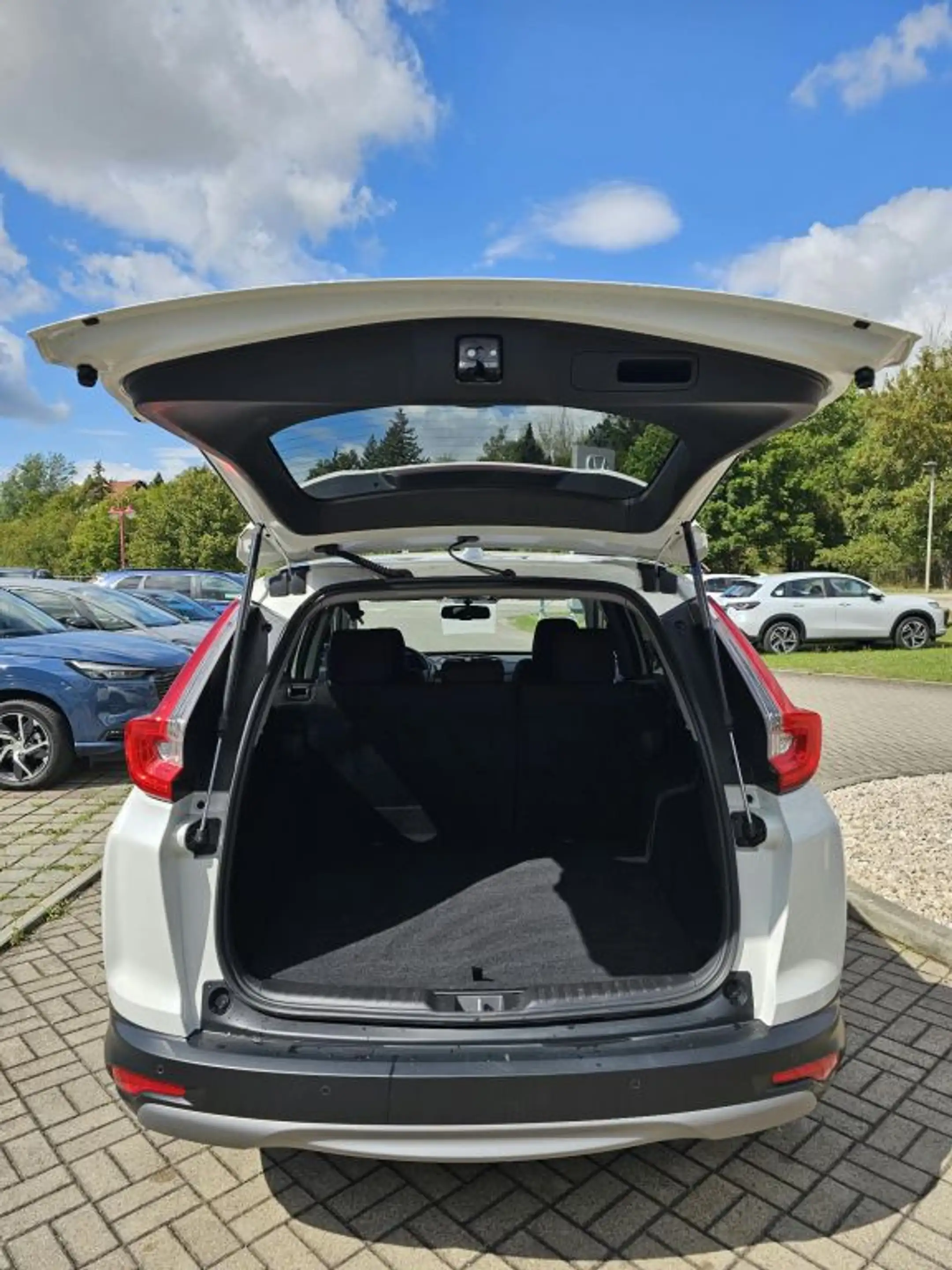 Honda CR-V 2.0 i-MMD Hybrid 2WD Elegance — photo 14