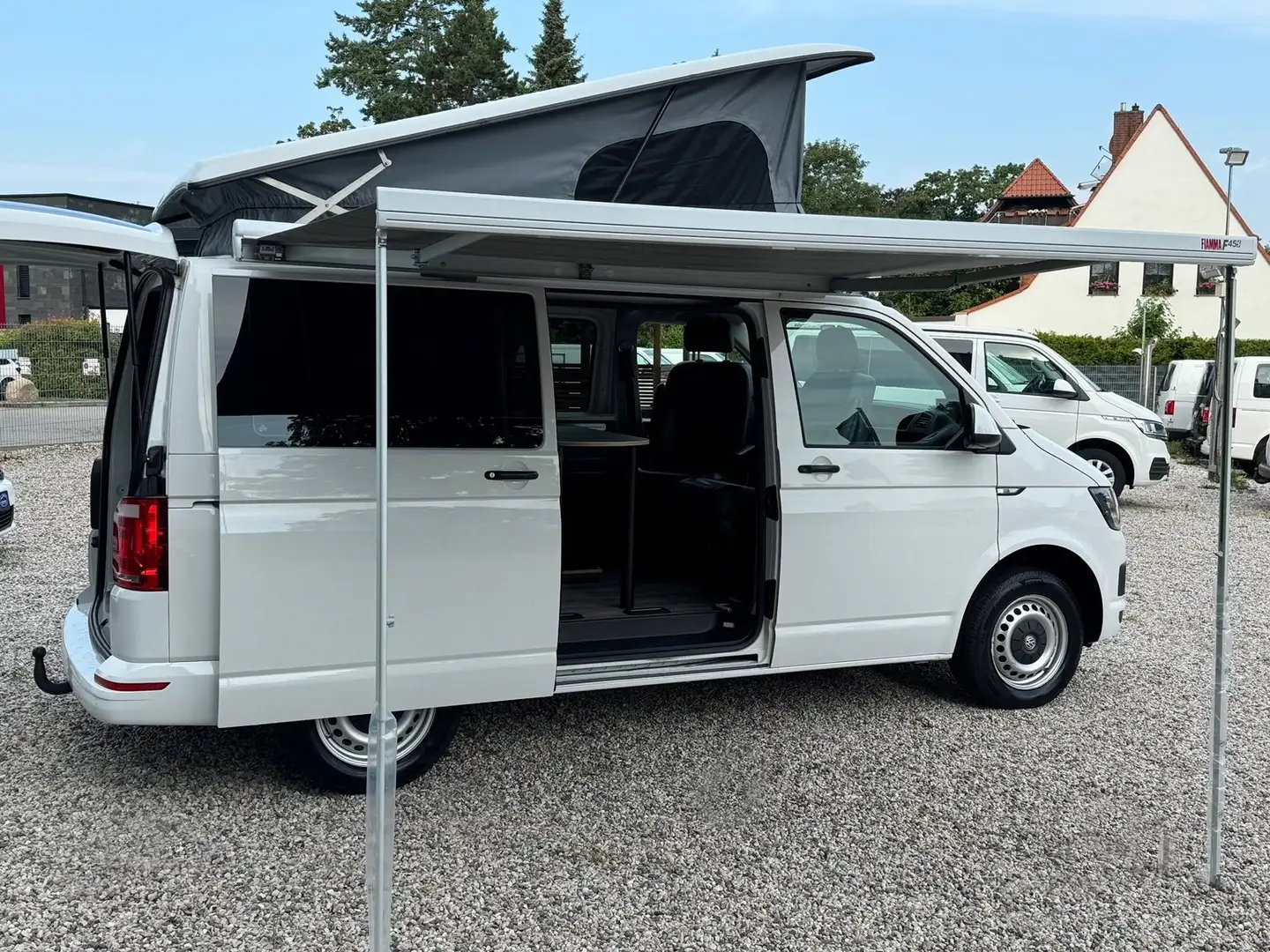 Volkswagen T6 California *150PS *AUFSTELLDACH*OCEAN*MÖBELZEILE*KÜCHE Weiß - 2