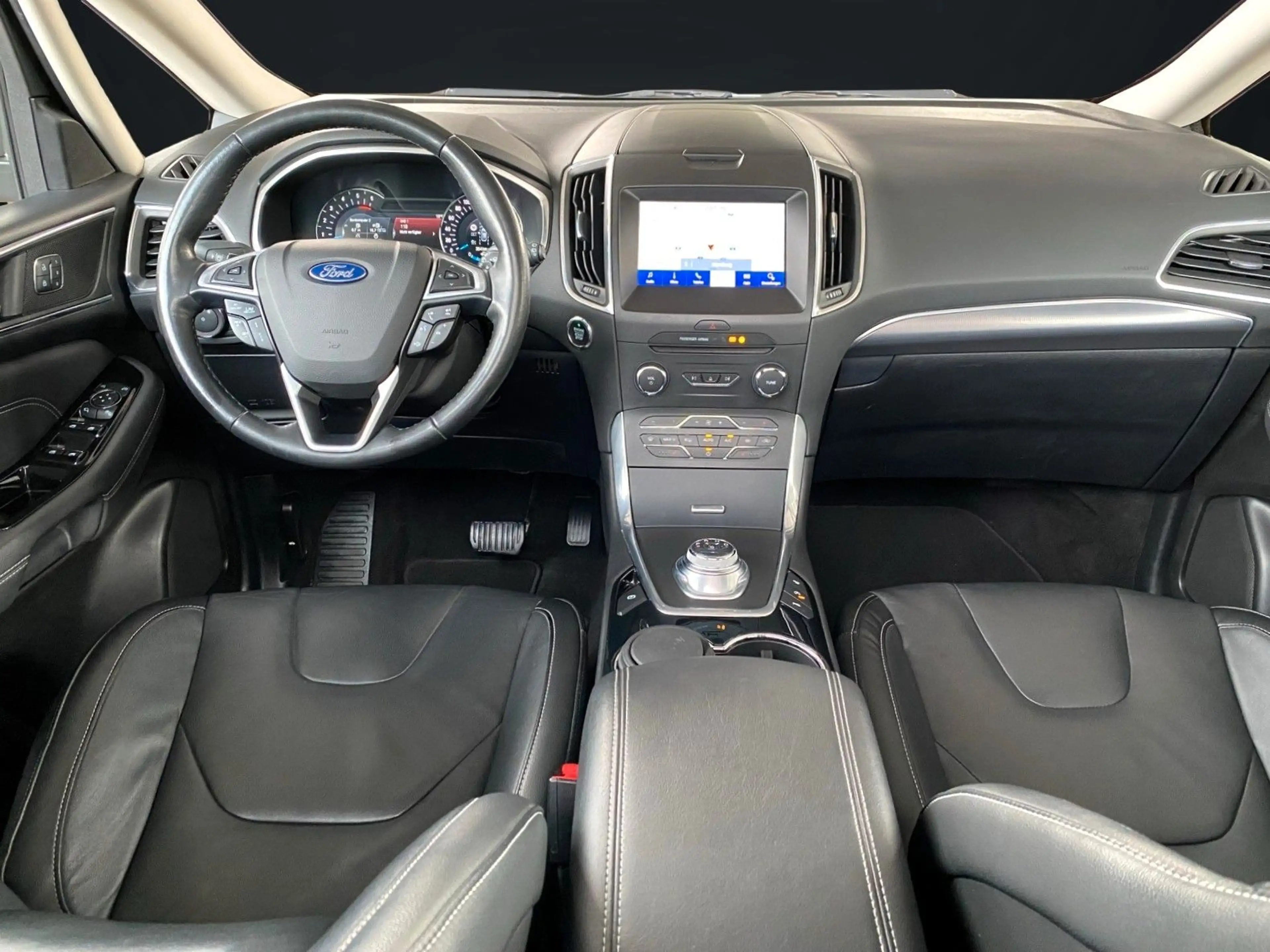 Ford S-Max 2,0 TDCI TITANIUM KAMERA-PANORAMA-7-SITZER — photo 9