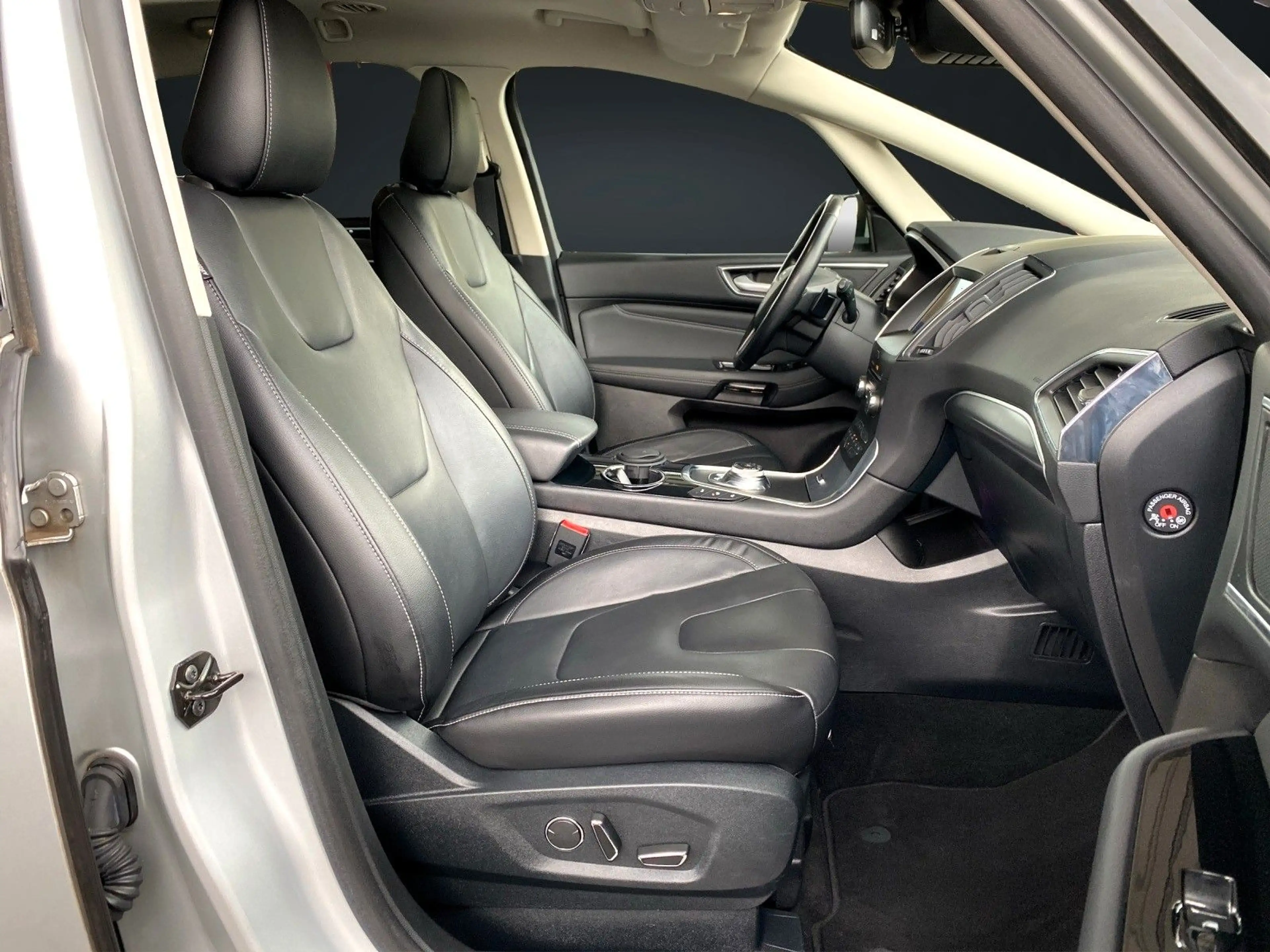 Ford S-Max 2,0 TDCI TITANIUM KAMERA-PANORAMA-7-SITZER — photo 13