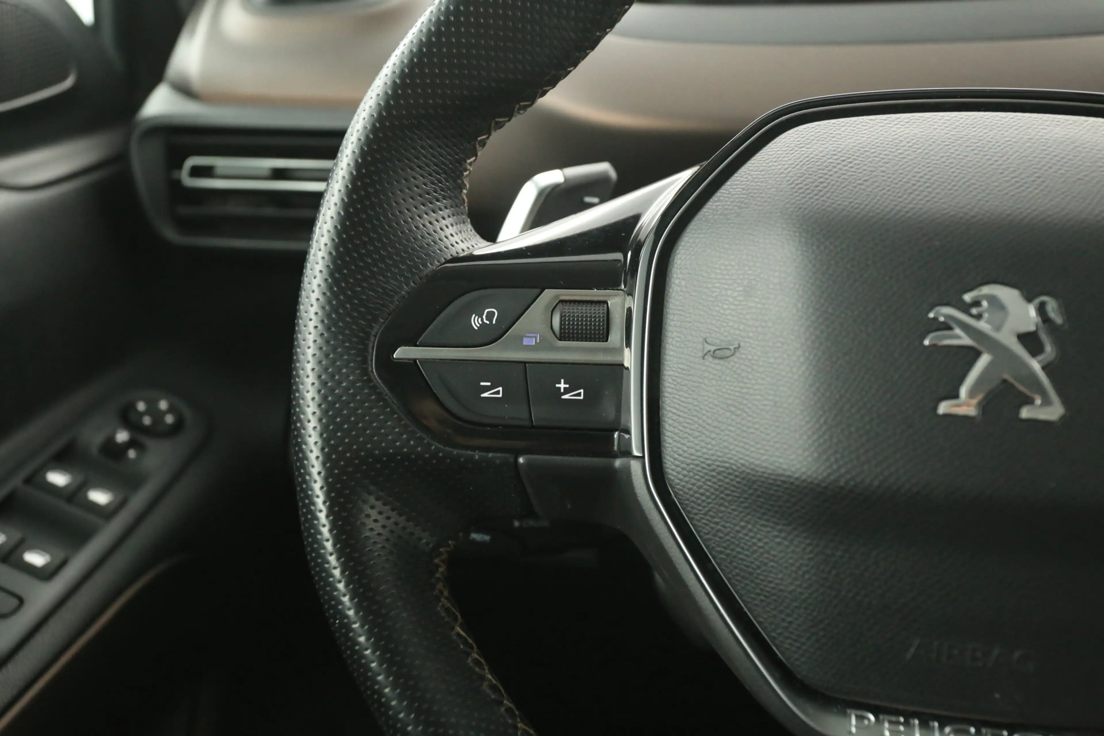 Peugeot Partner Rifter 1.2 Puretech L2 GT 7 Persoons 131PK | Autom — photo 19