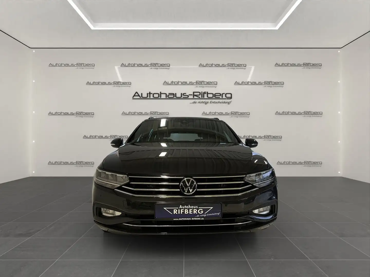 Volkswagen Passat Variant 2,0 TDI Business DSG AHK/DigitalC Gris - 2