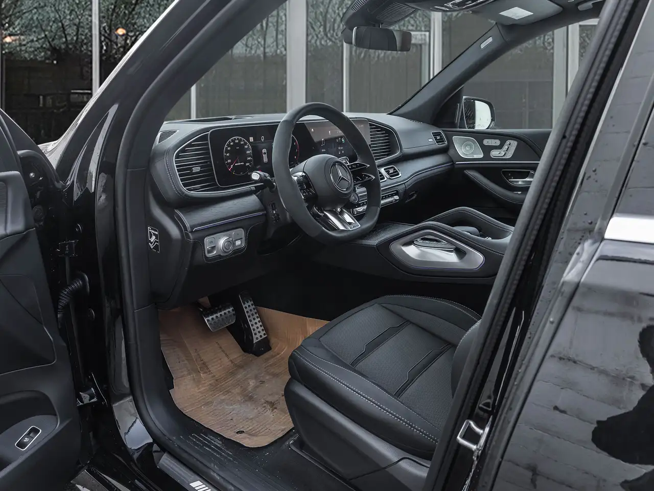 Mercedes-Benz GLE снимка Mercedes-Benz GLE