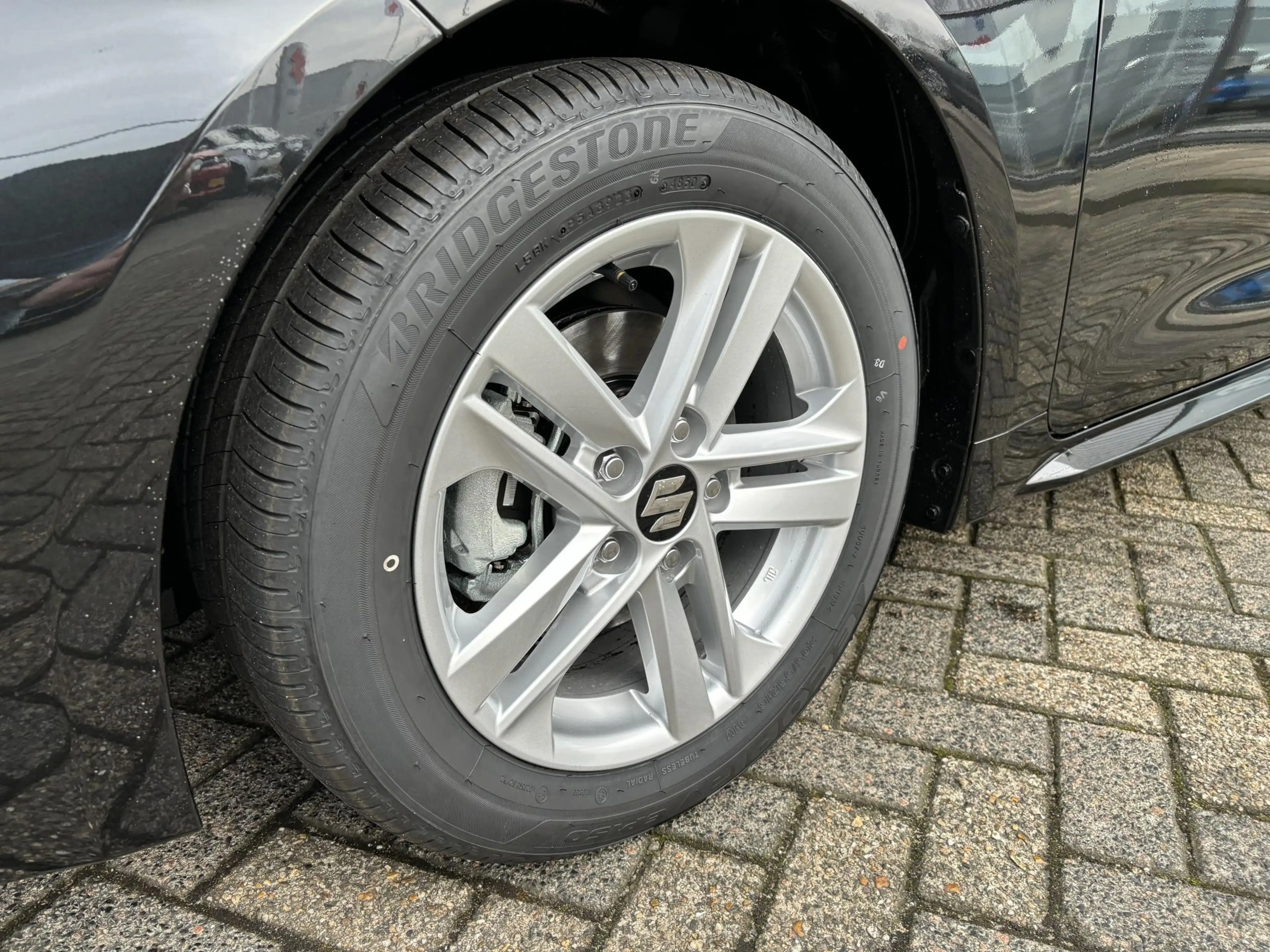 Suzuki Swace 1.8 Hybrid Select LMV/Stuurverwarming/Clima — photo 4