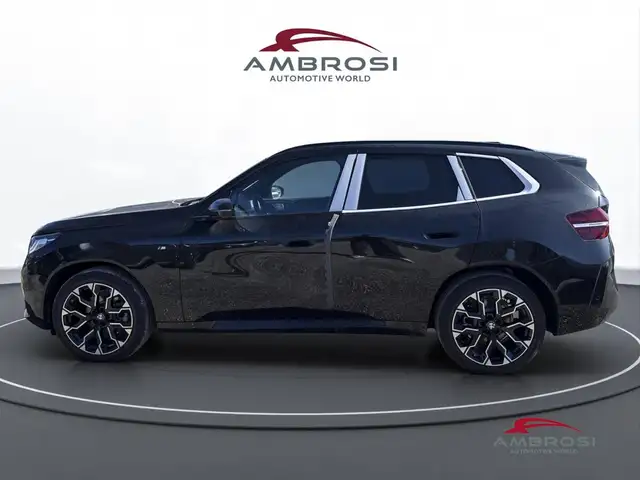 BMW X3 view 4
