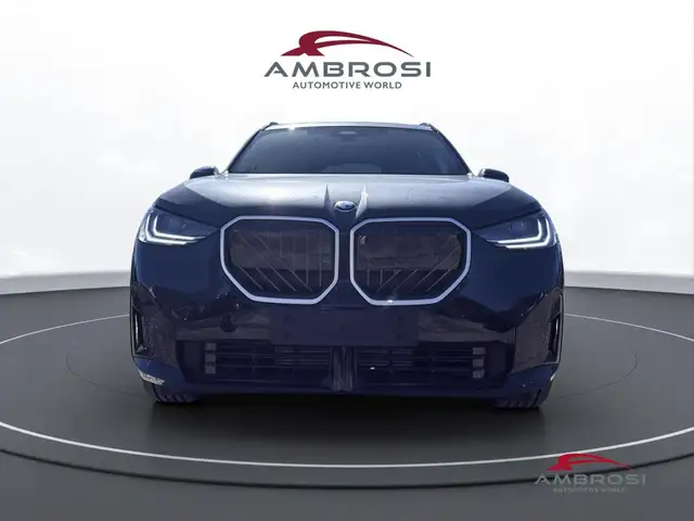 BMW X3 view 5