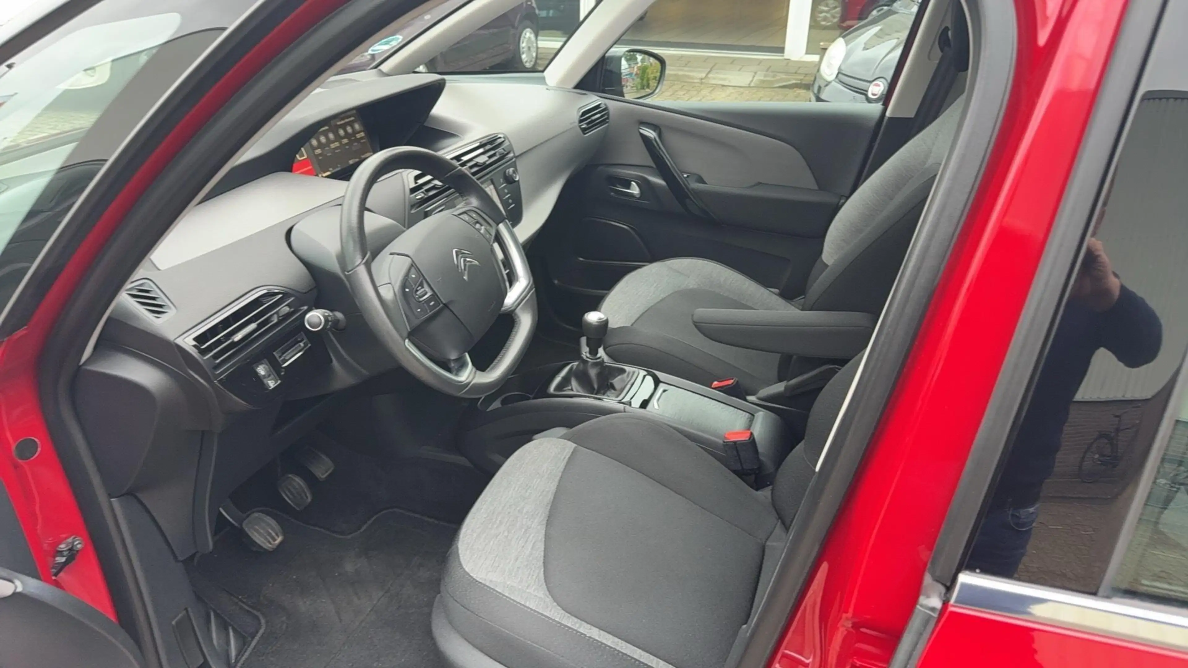 Citroen Spacetourer 1.2 PureTech Feel Volledig Onderhouden — photo 7